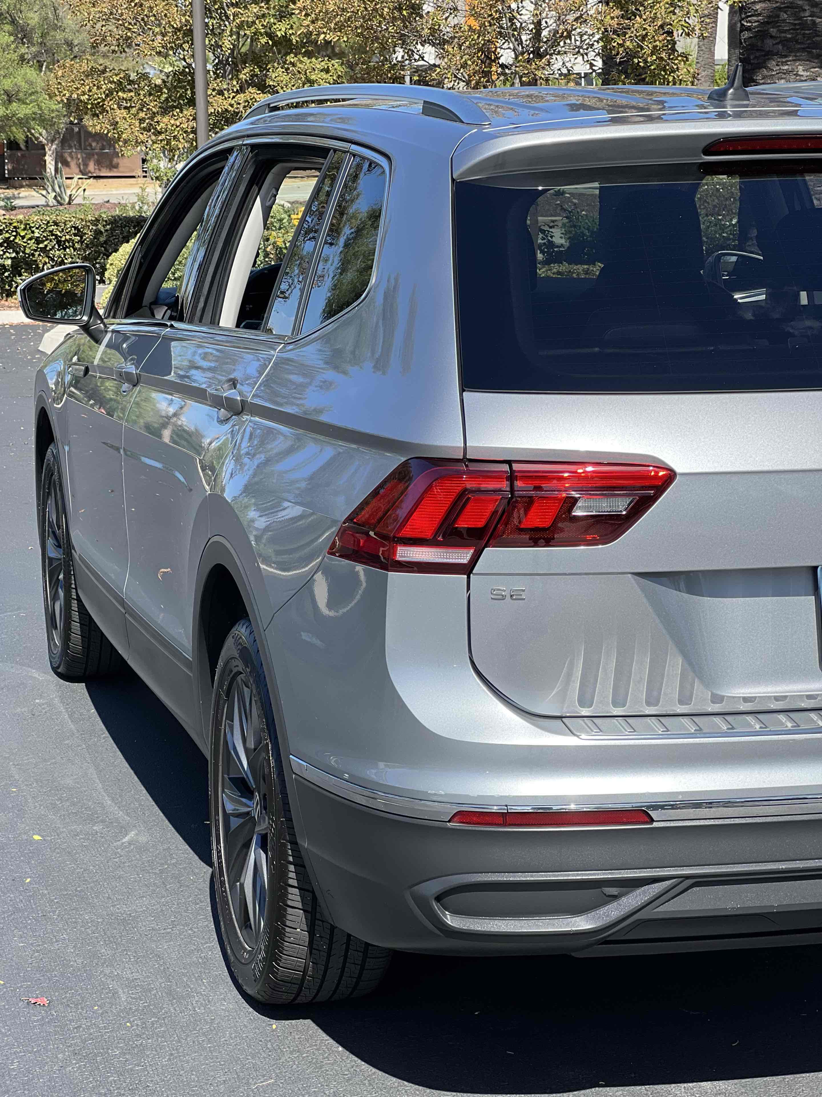 2022 Volkswagen Tiguan SE photo 62