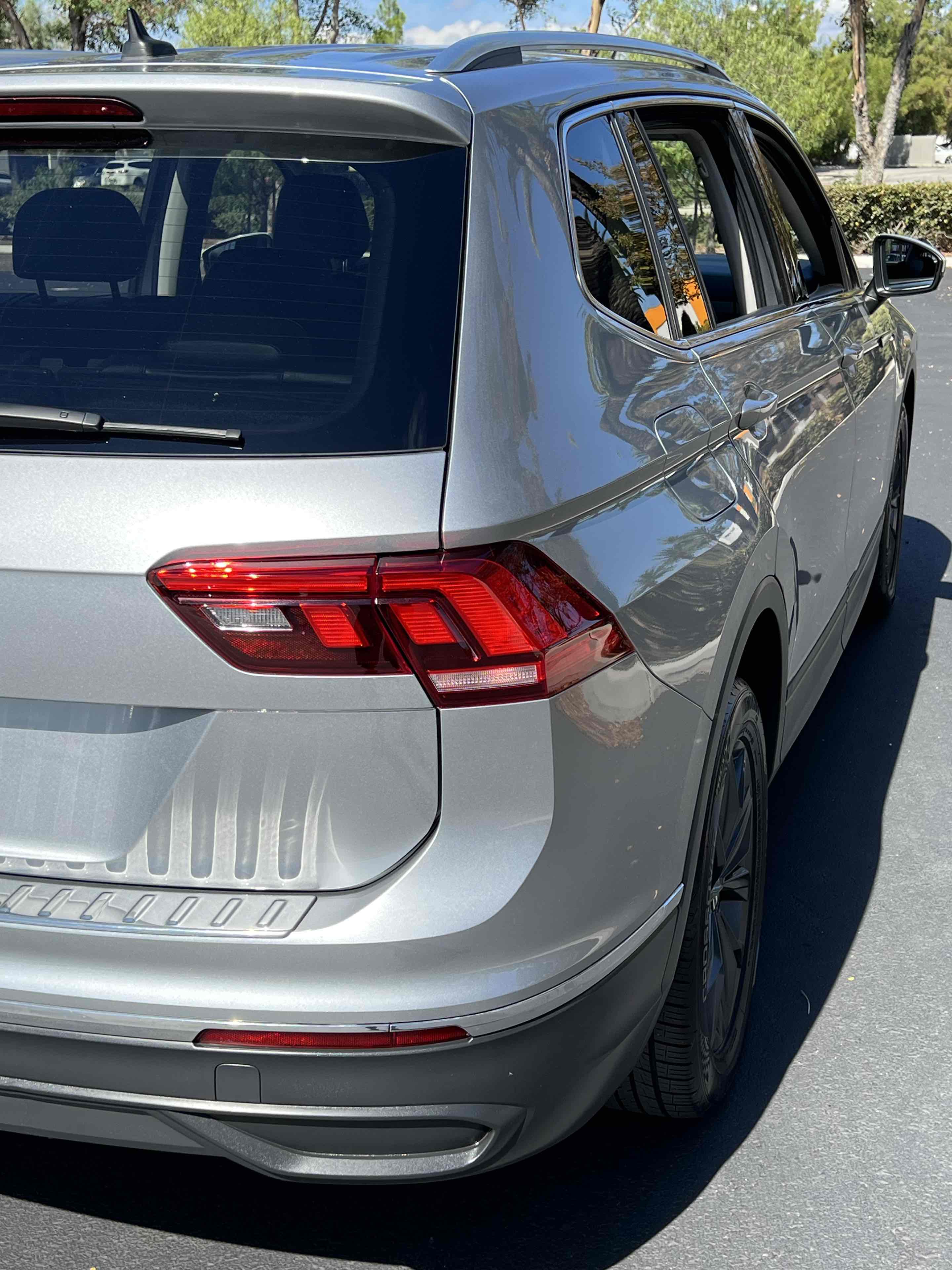 2022 Volkswagen Tiguan SE photo 64