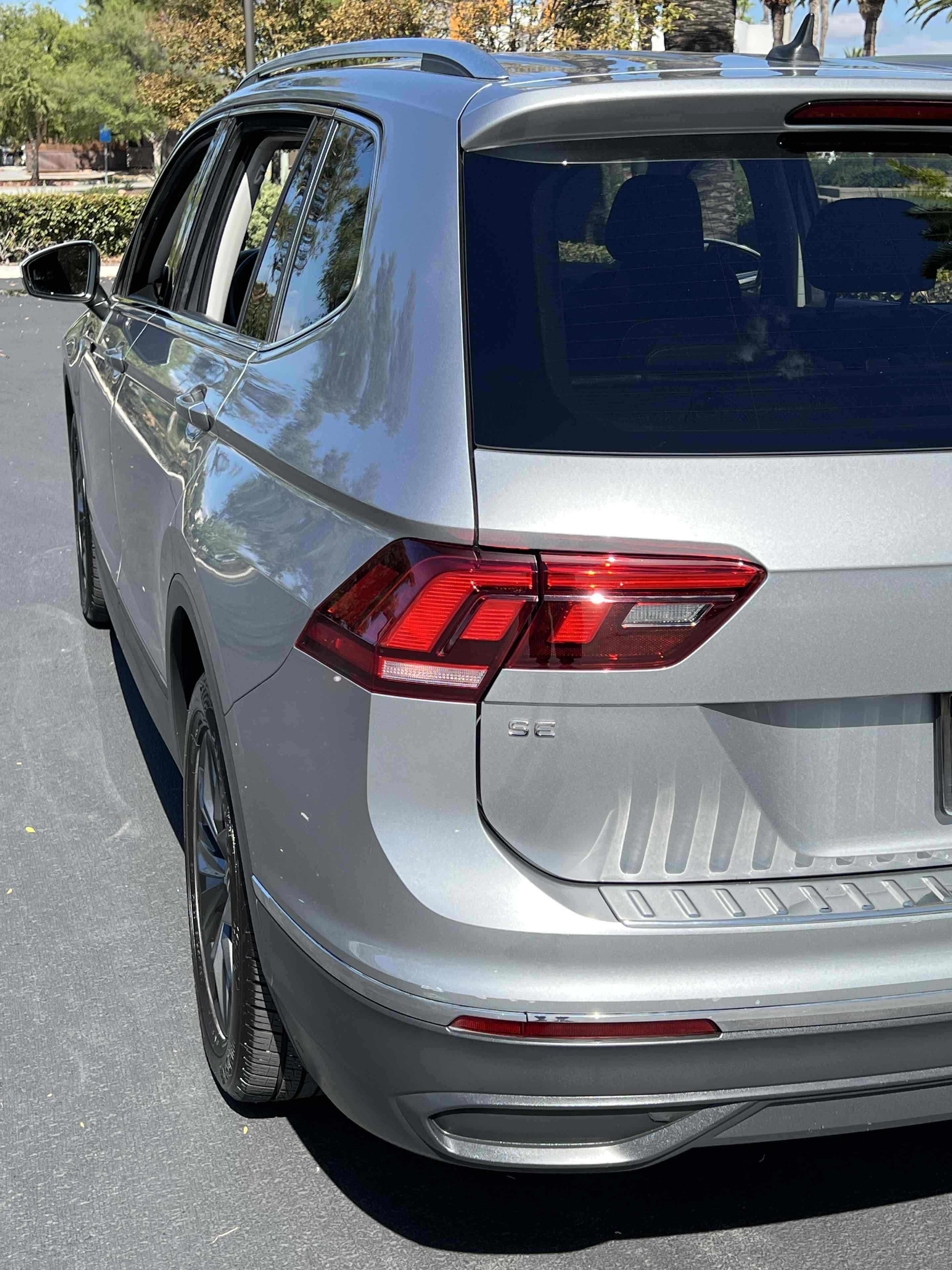 2022 Volkswagen Tiguan SE photo 59