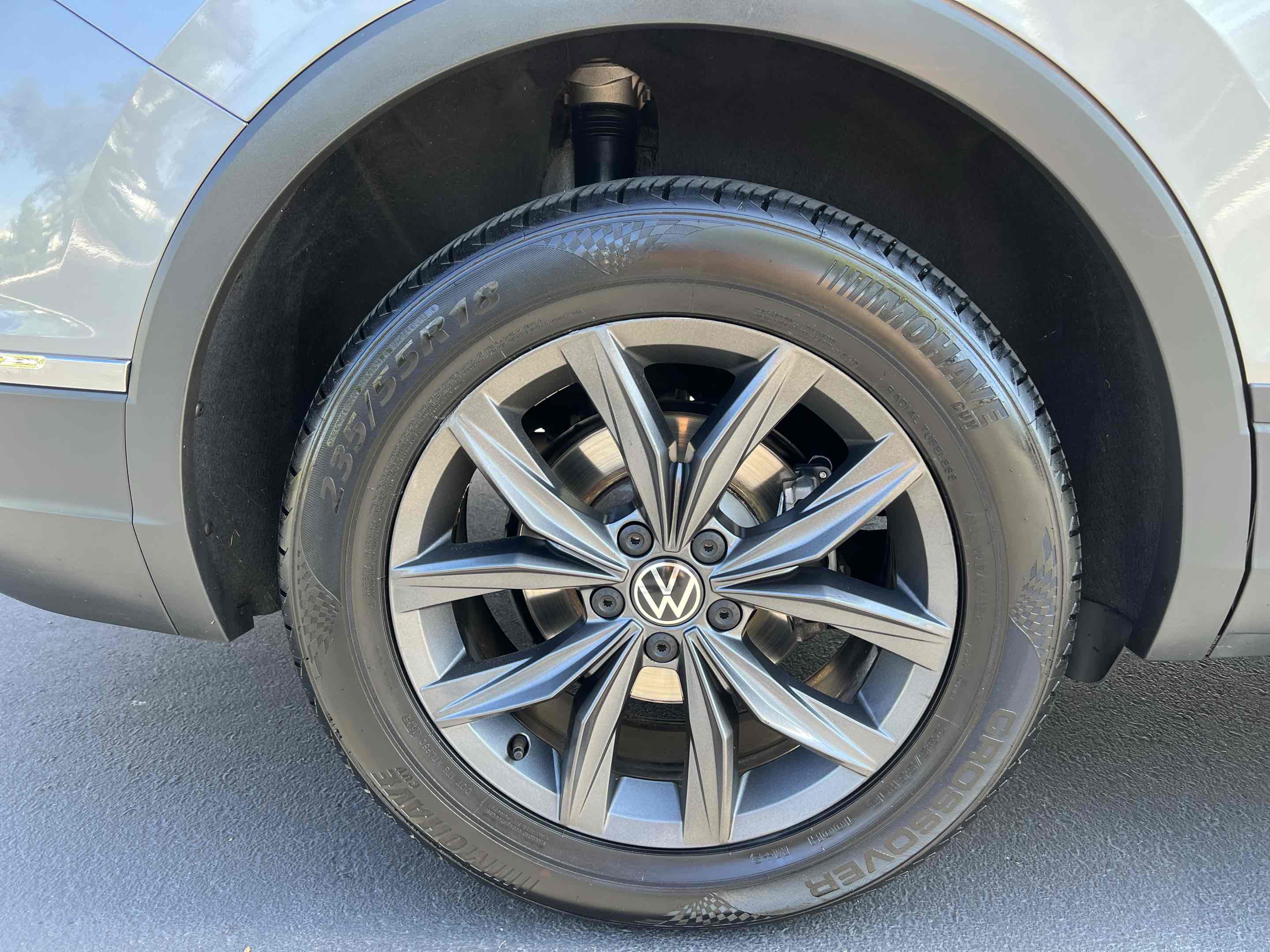 2022 Volkswagen Tiguan SE - Photo 81