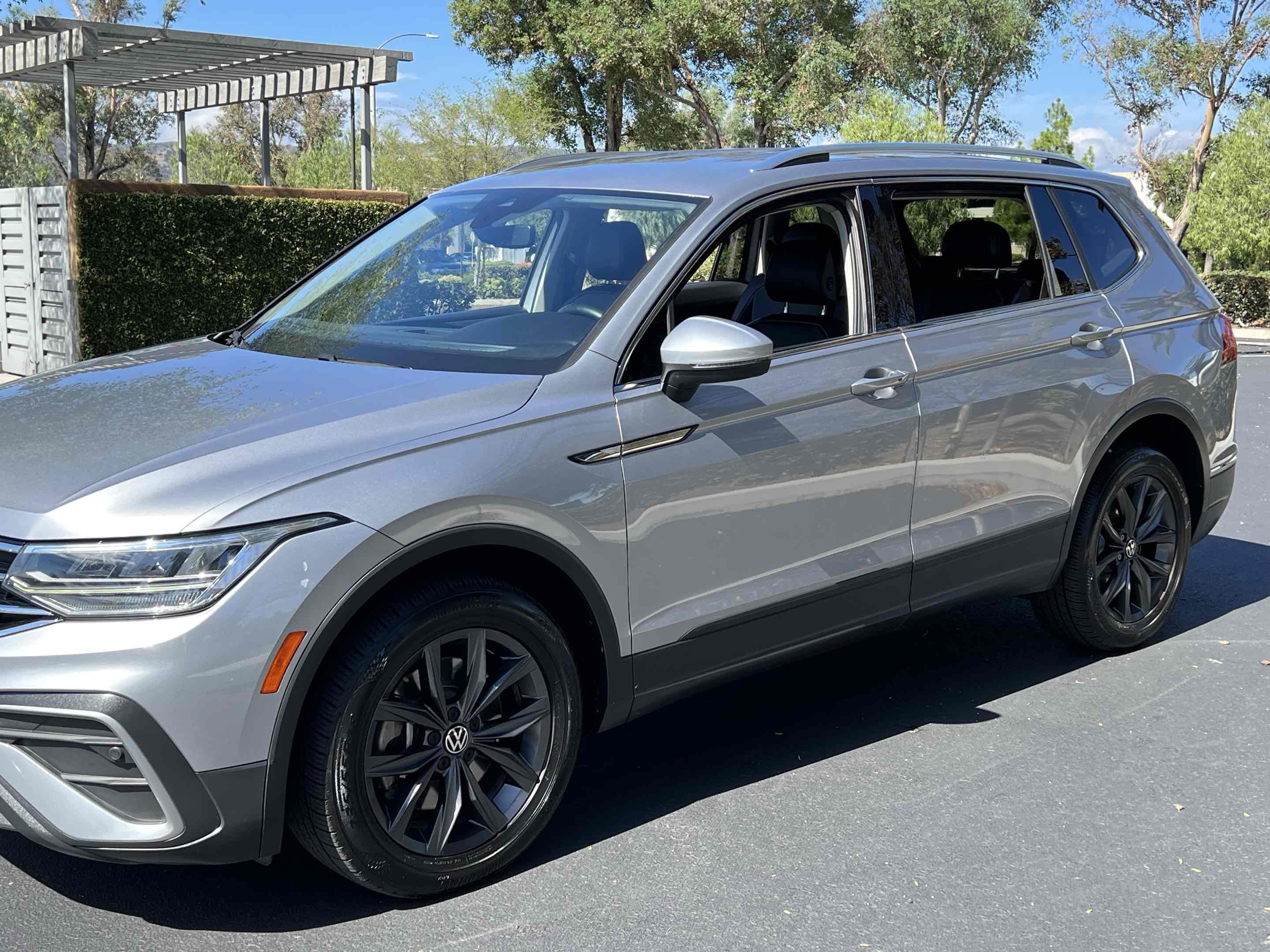 2022 Volkswagen Tiguan SE photo 55