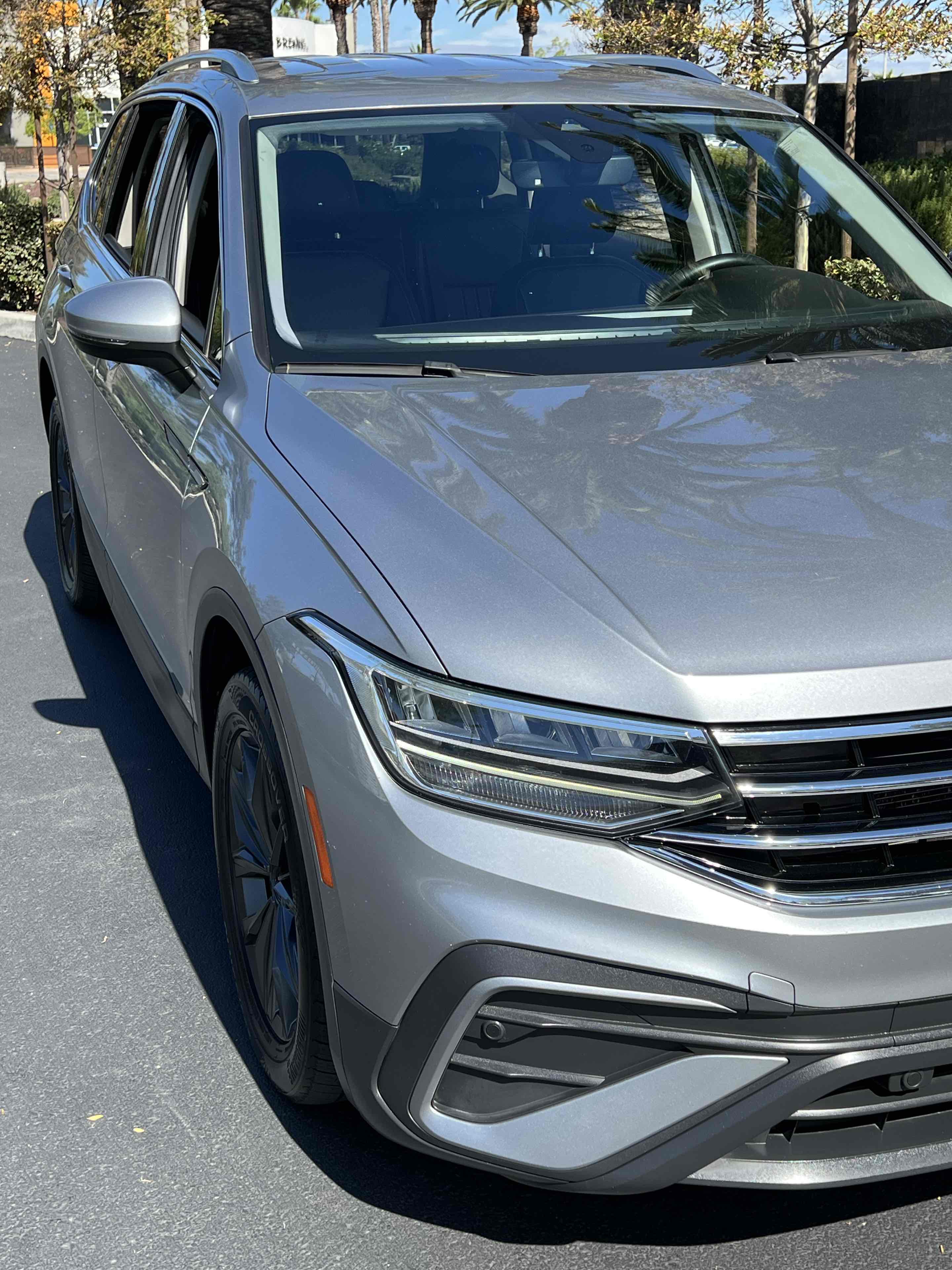 2022 Volkswagen Tiguan SE photo 61