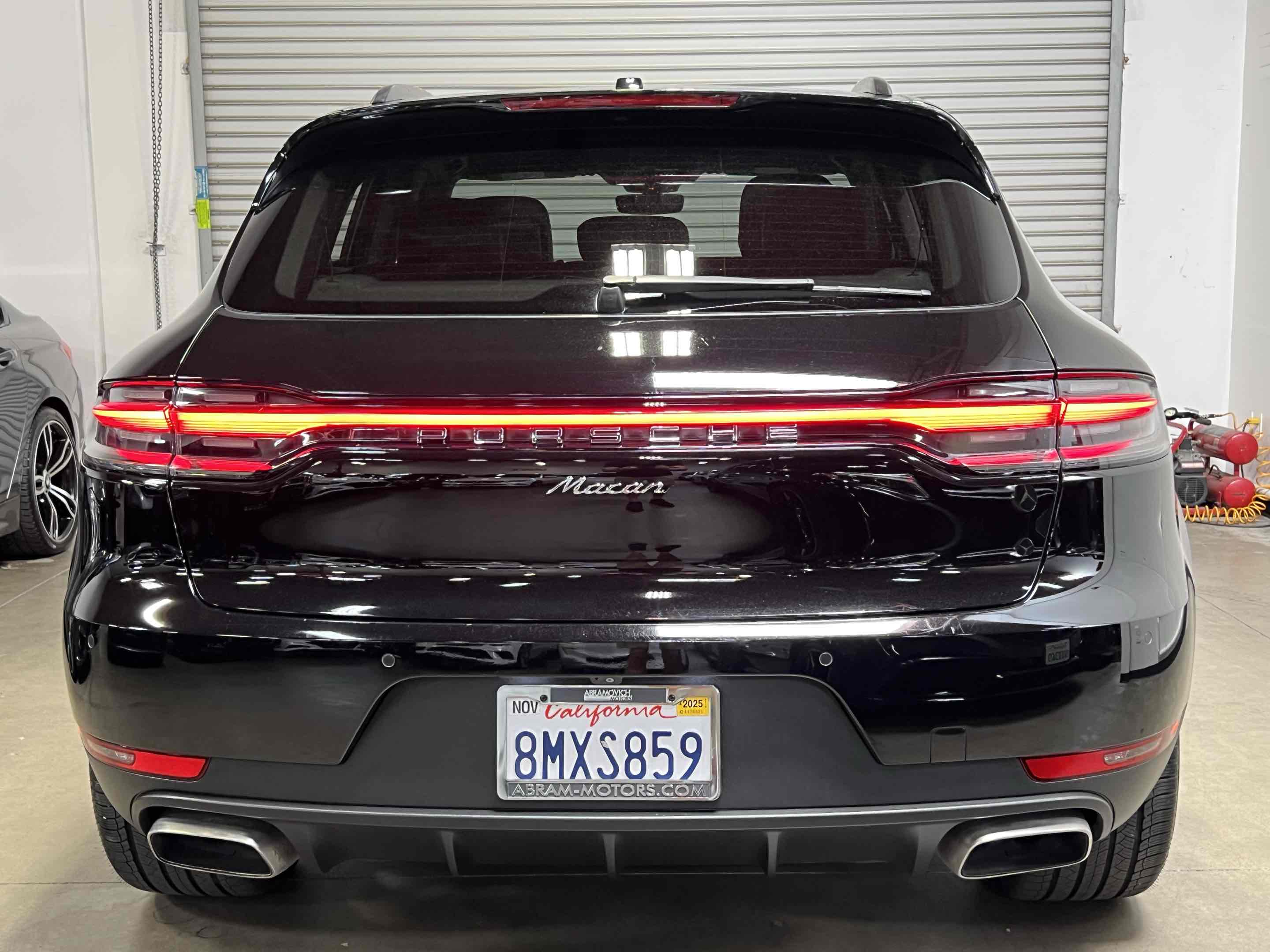 2019 Porsche Macan Turbo photo 26