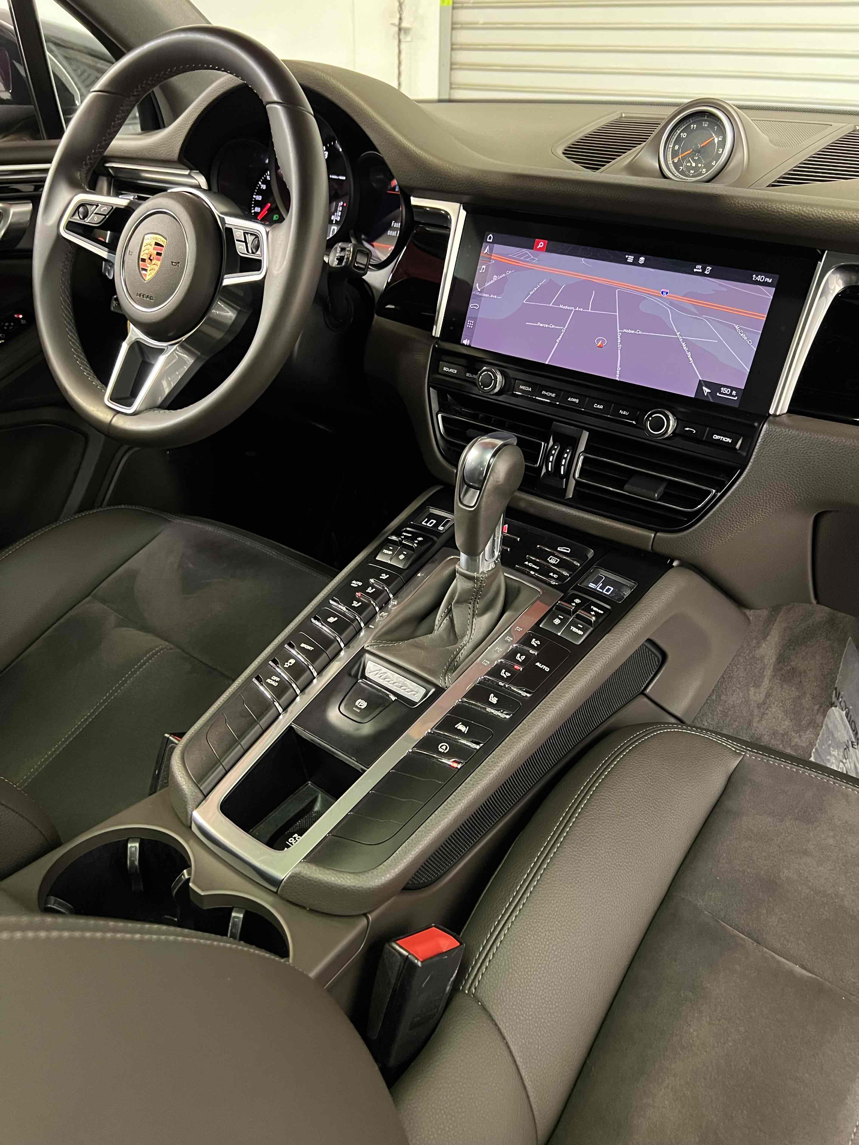 2019 Porsche Macan Turbo photo 30