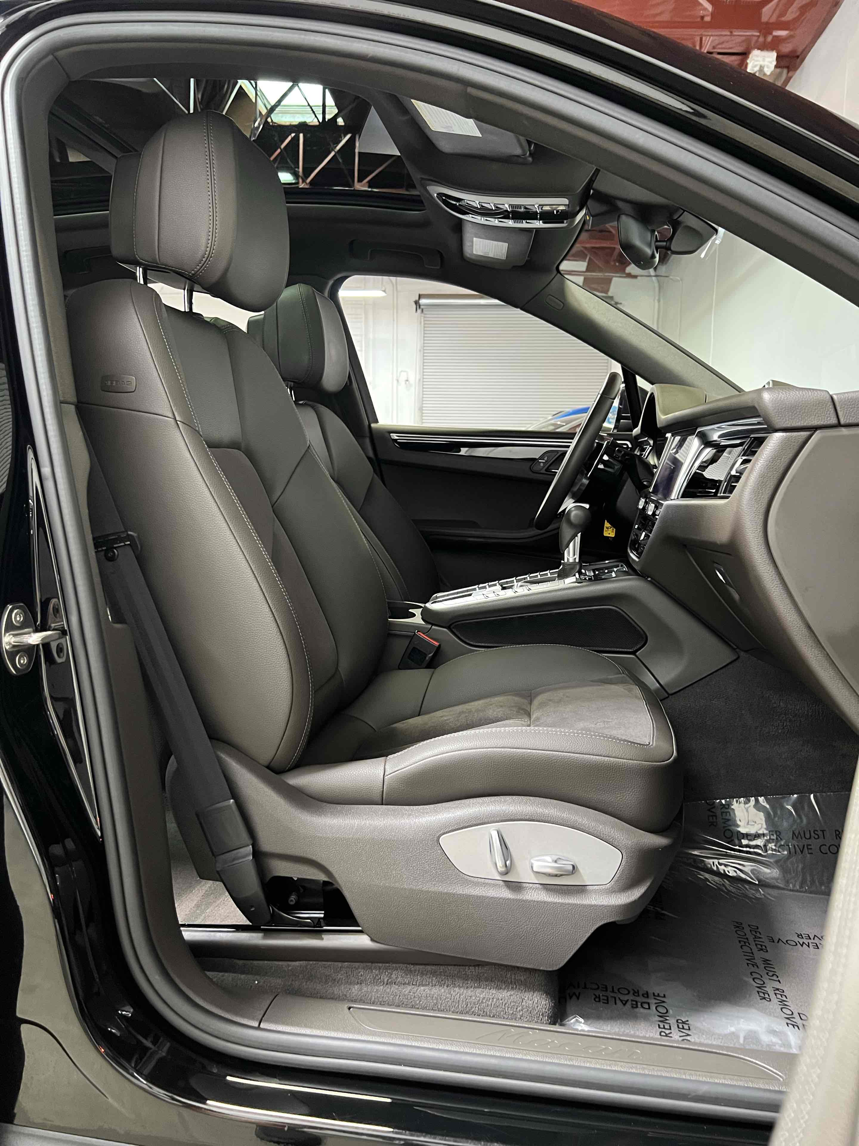 2019 Porsche Macan Turbo photo 39