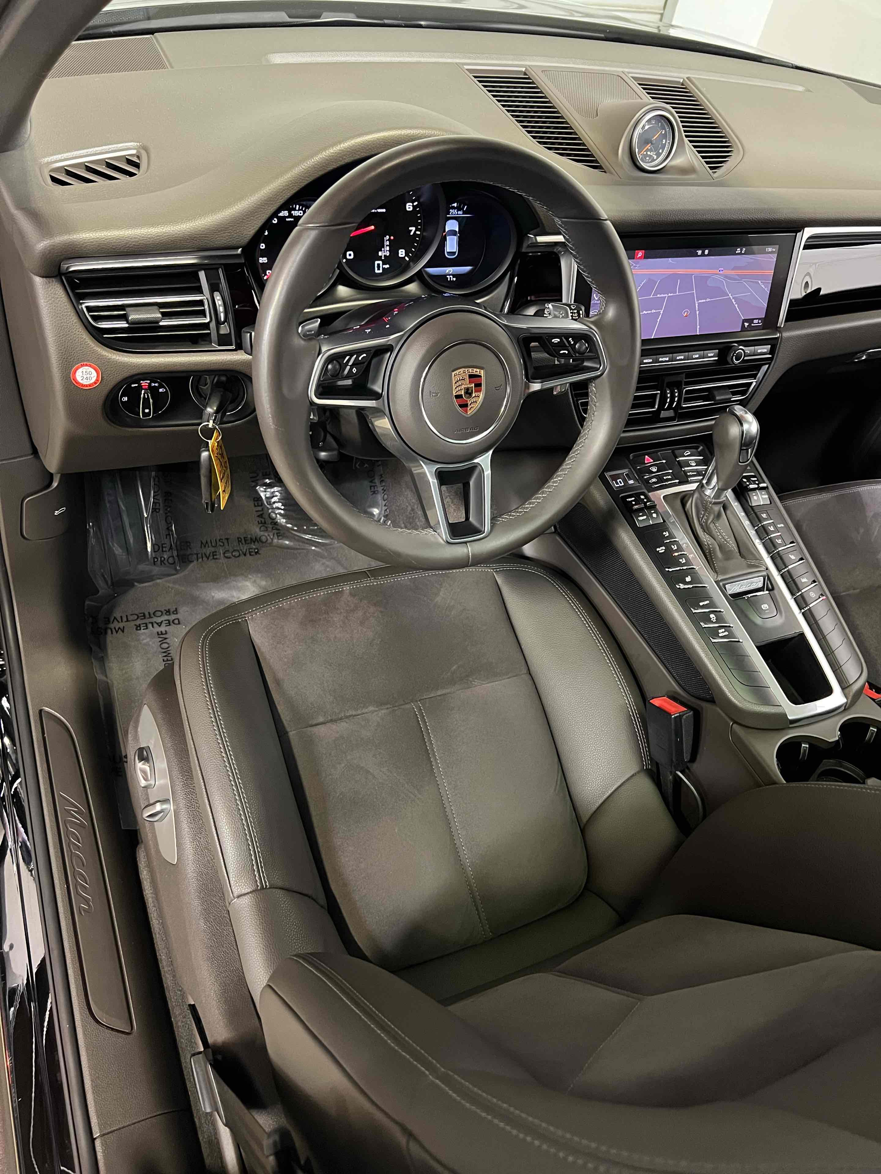 2019 Porsche Macan Turbo photo 28