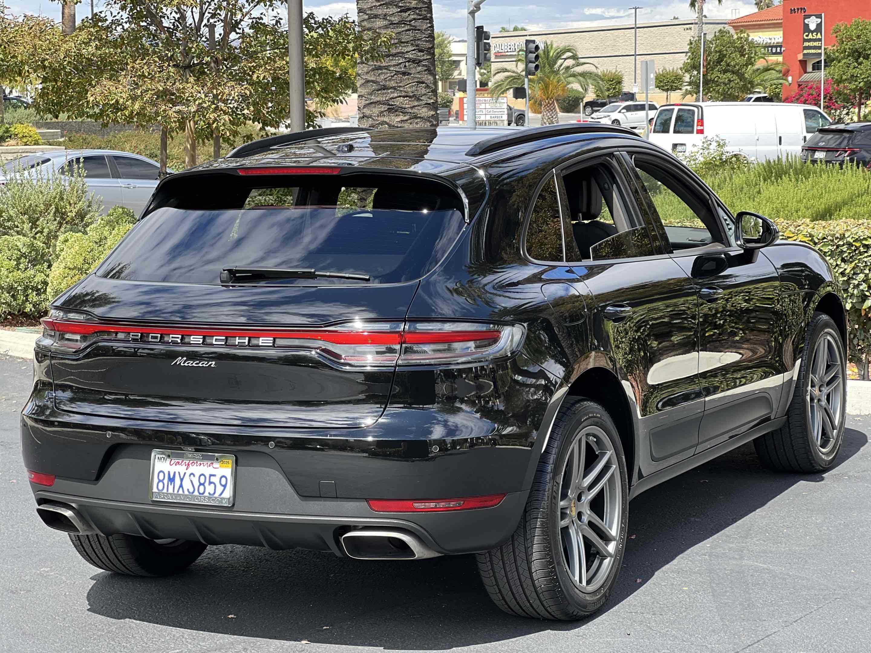 2019 Porsche Macan Turbo photo 22