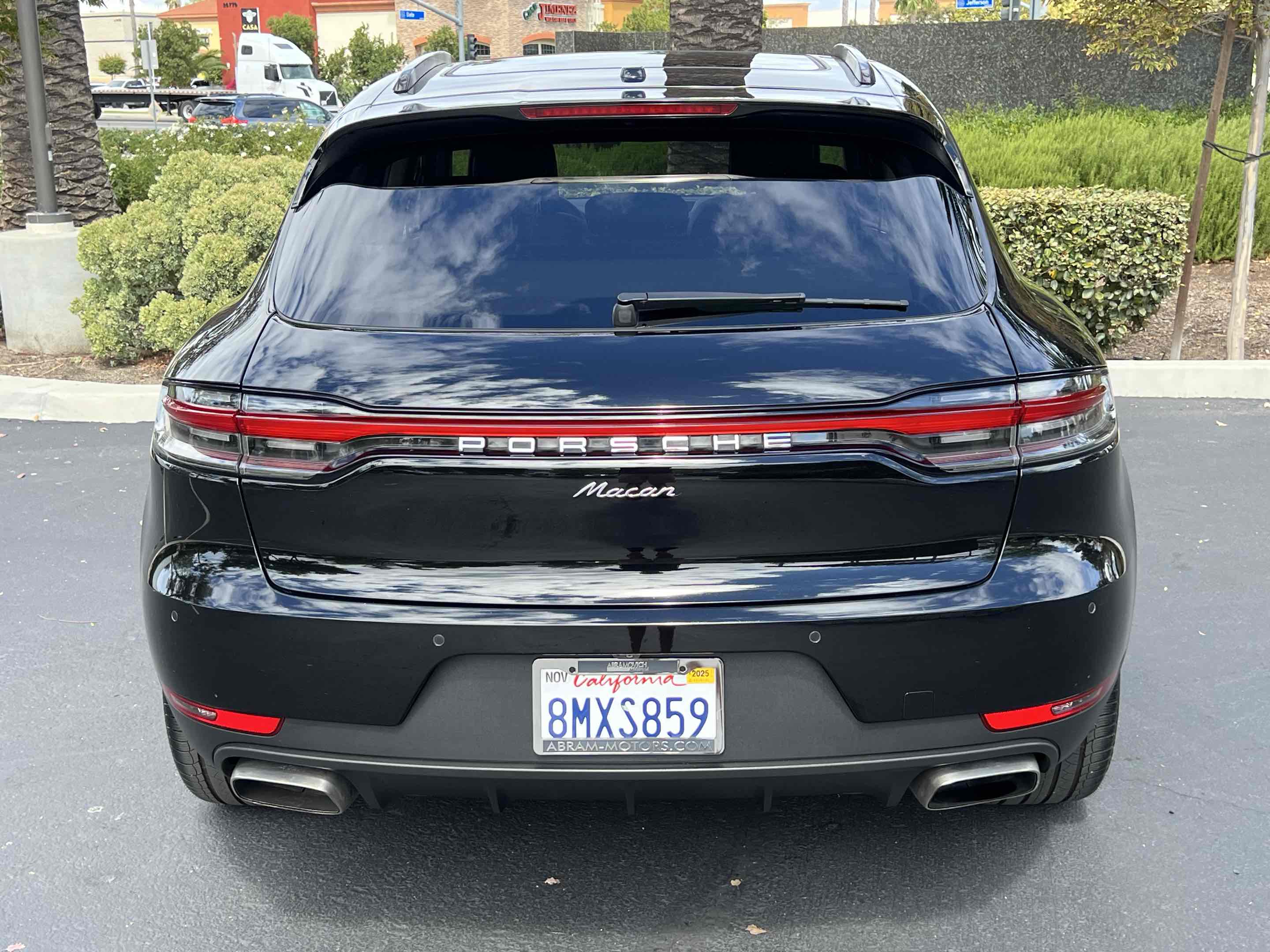 2019 Porsche Macan Turbo photo 16
