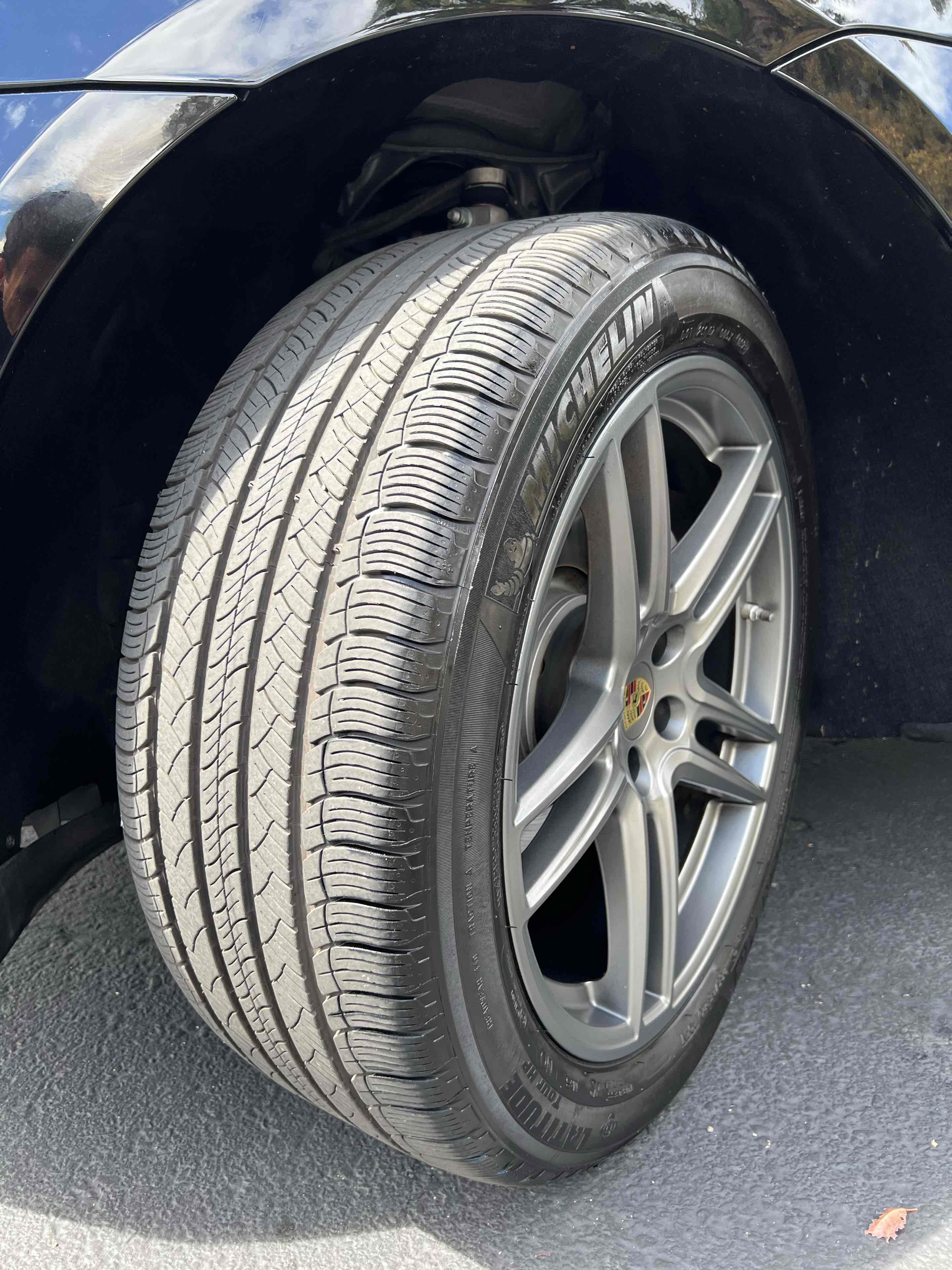 2019 Porsche Macan Turbo photo 12
