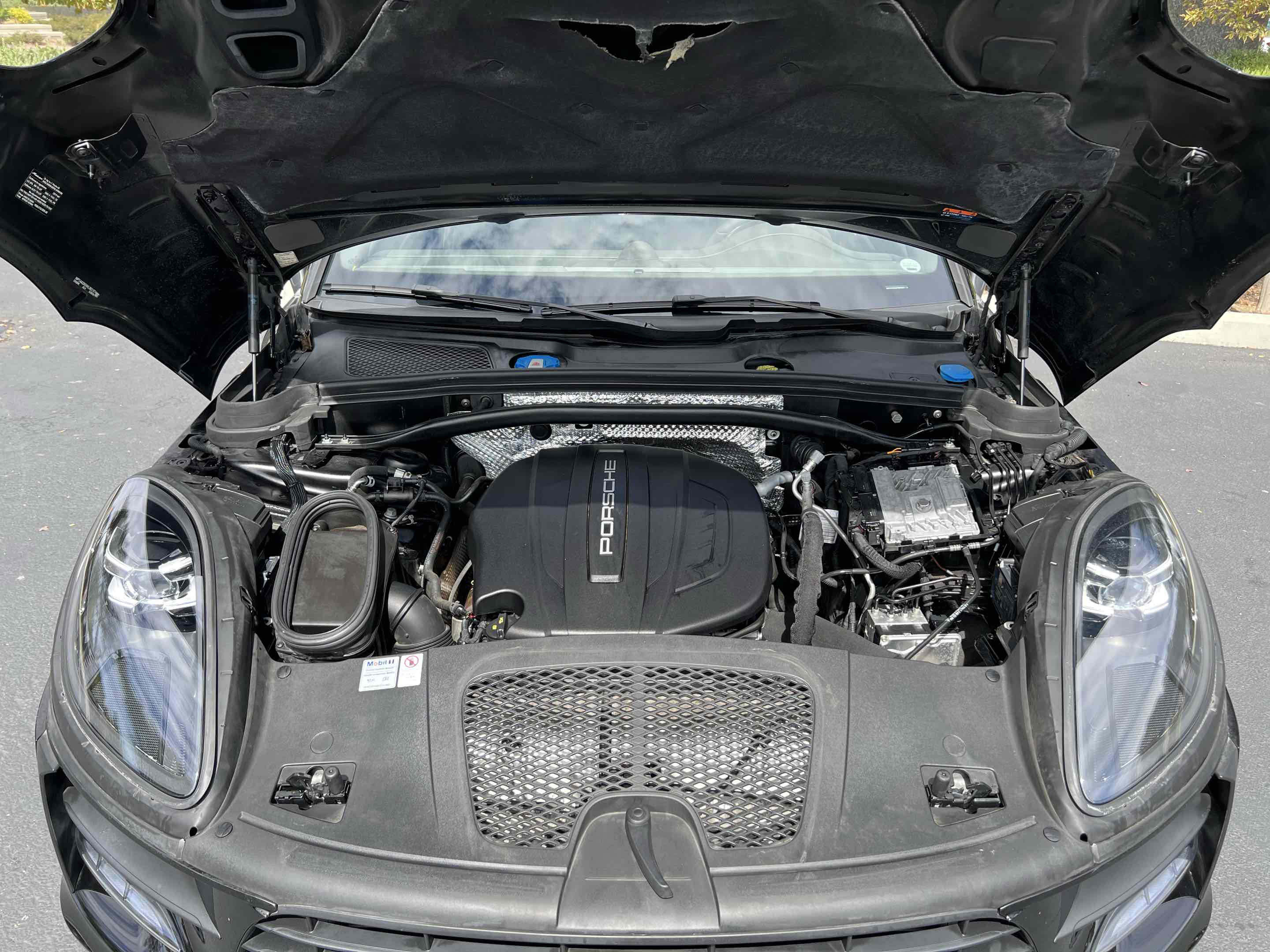 2019 Porsche Macan Turbo photo 24
