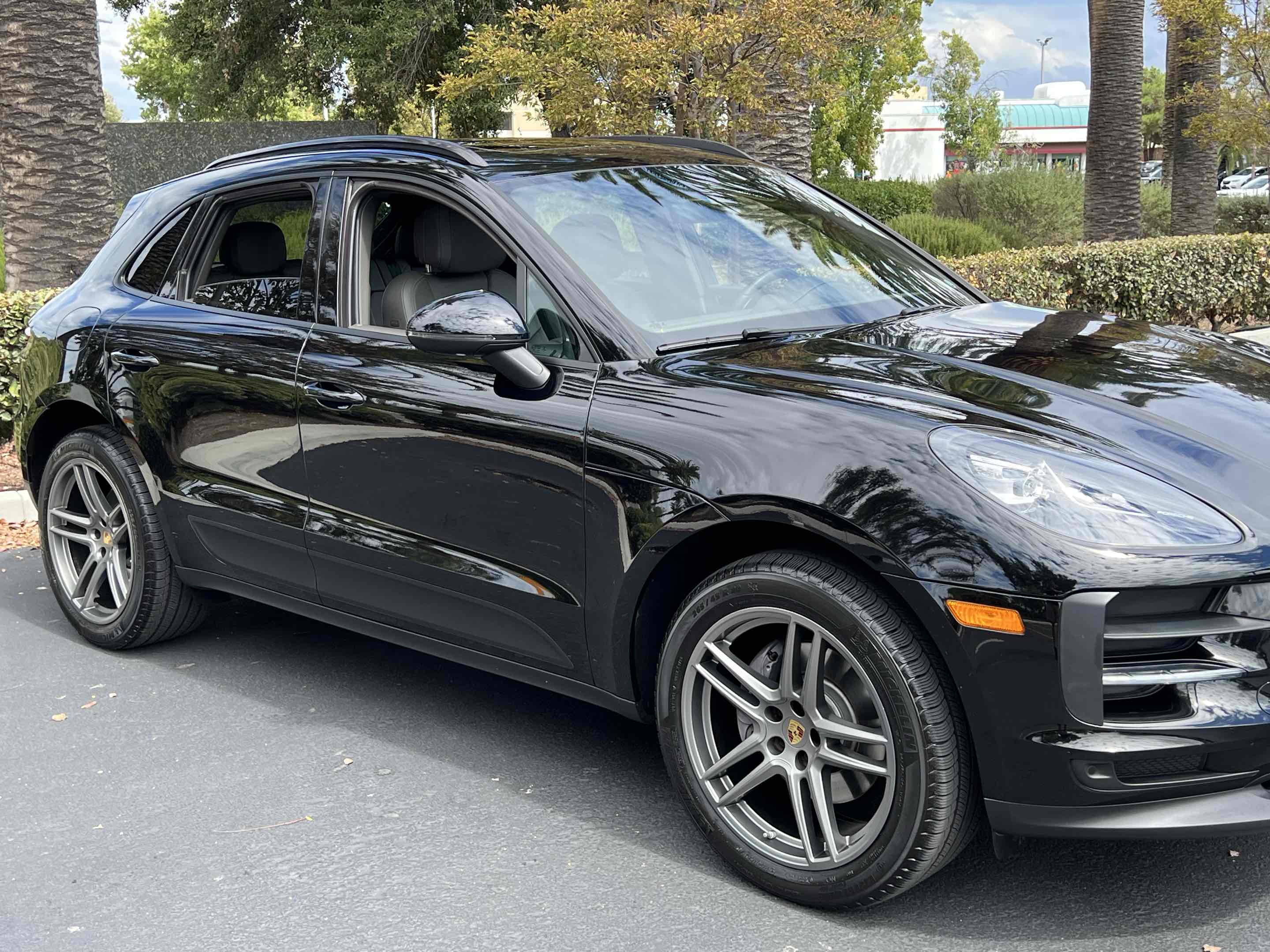 2019 Porsche Macan Turbo photo 45