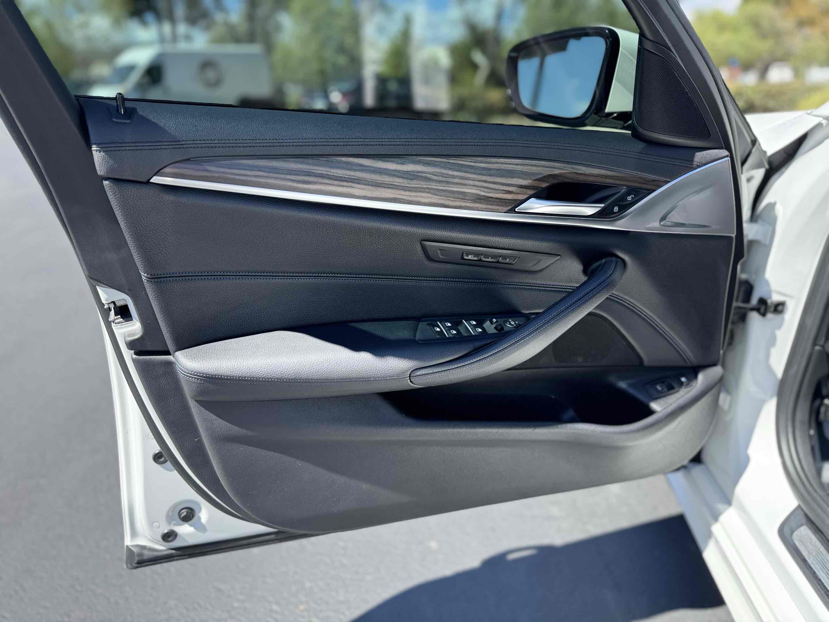 2020 Bmw 530e Sedan photo 28