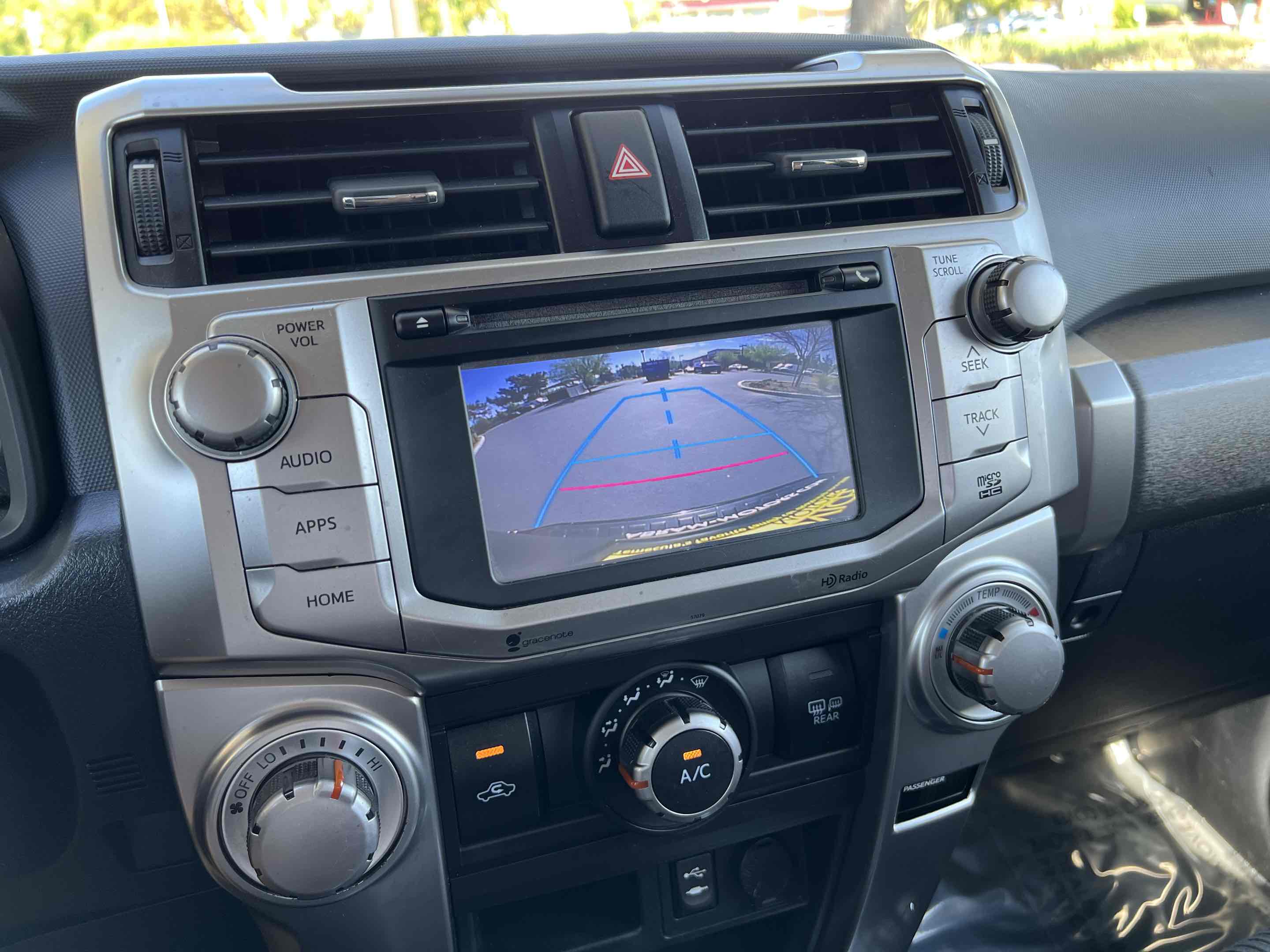 2014 Toyota 4Runner SR5 - Photo 7