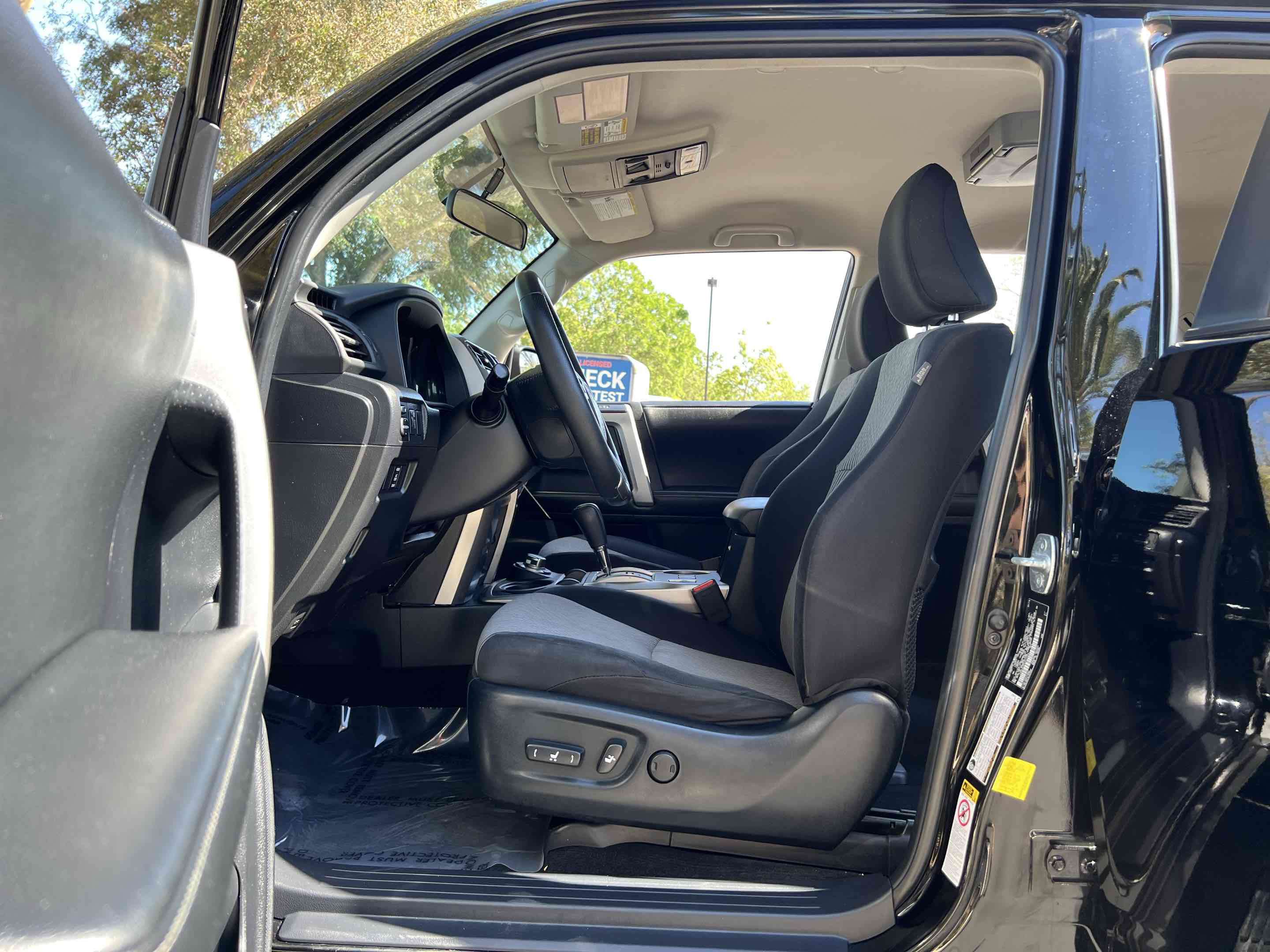 2014 Toyota 4Runner SR5 - Photo 28