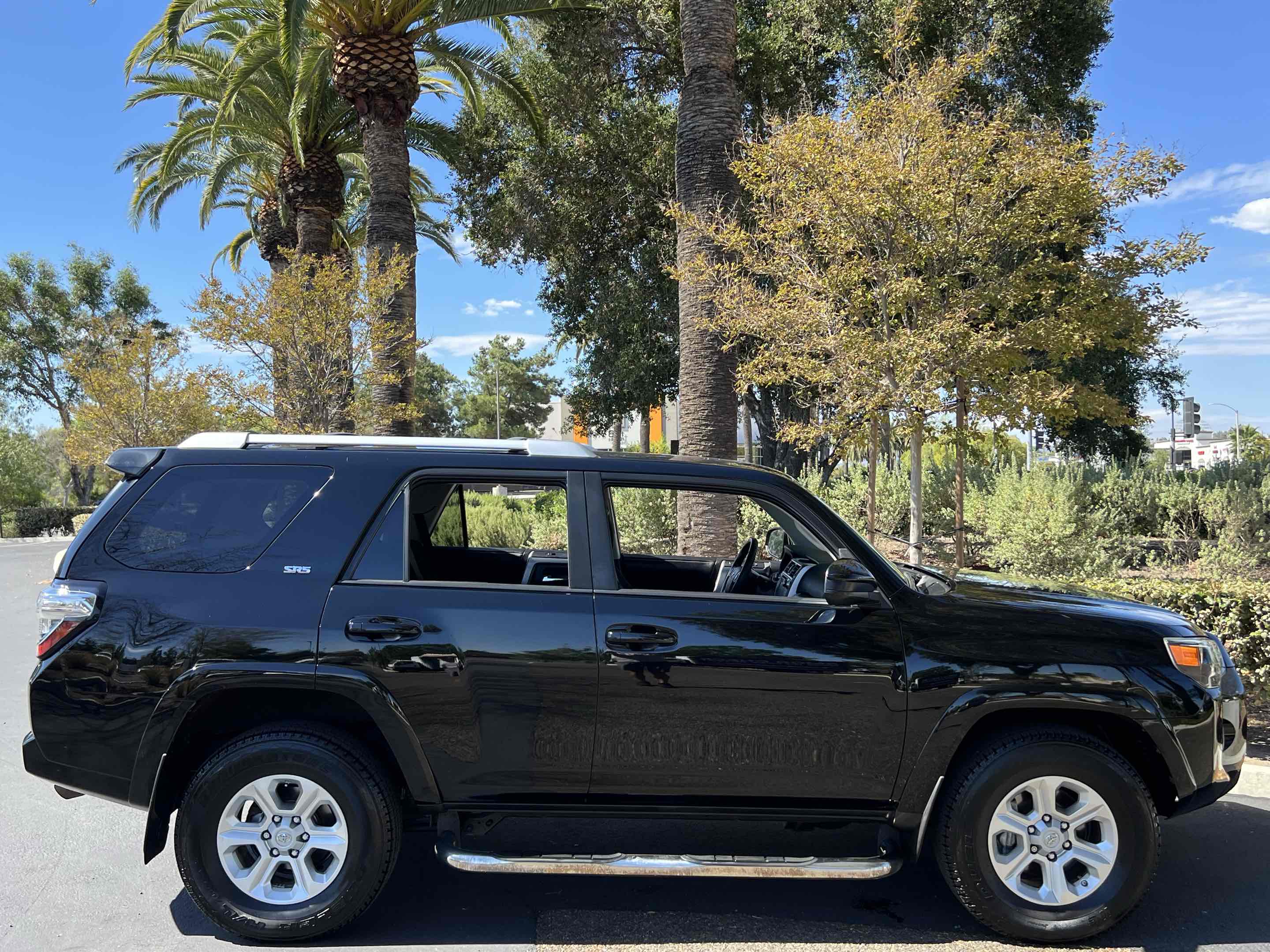 2014 Toyota 4Runner SR5 - Photo 17