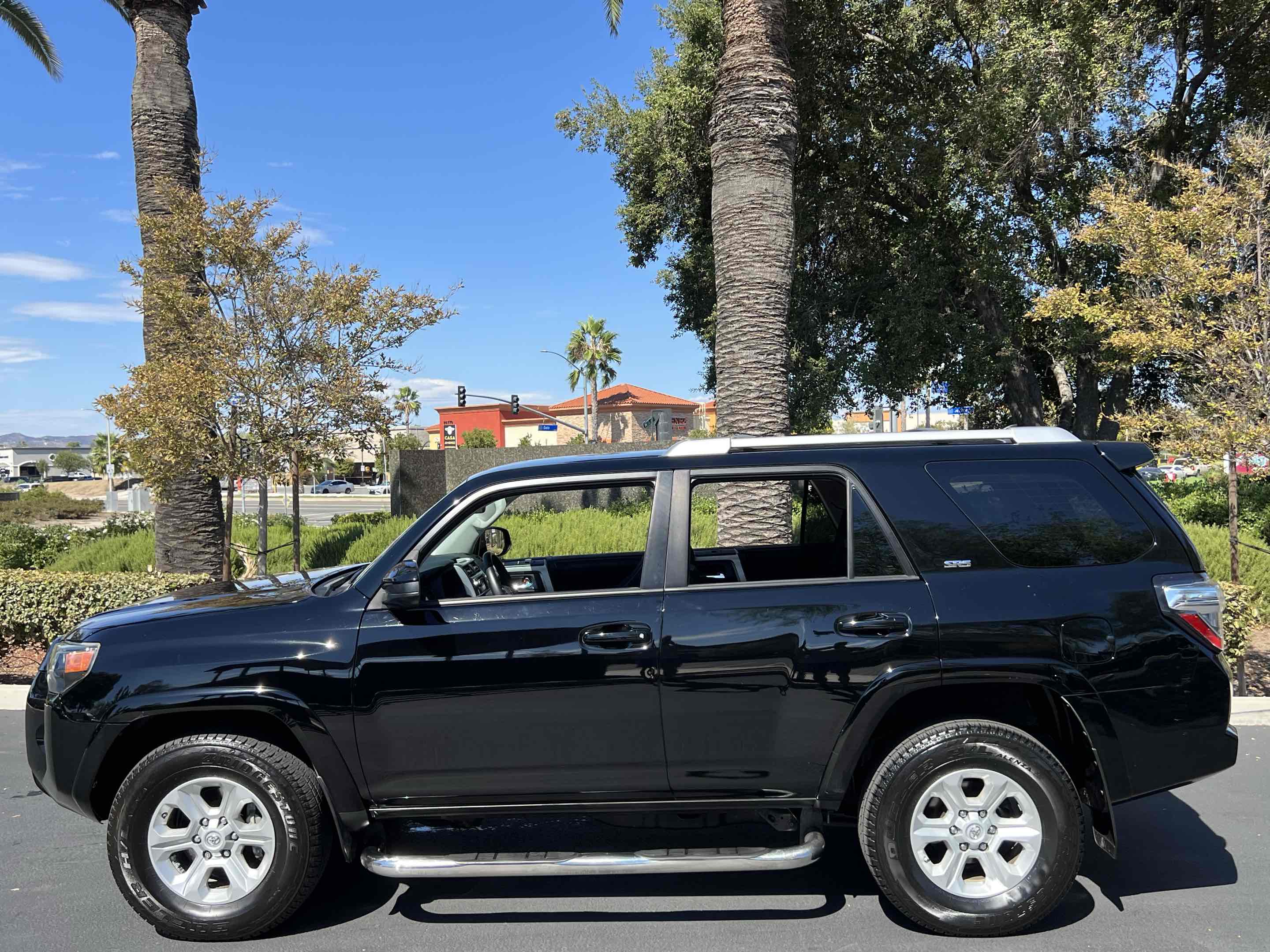 2014 Toyota 4Runner SR5 - Photo 18