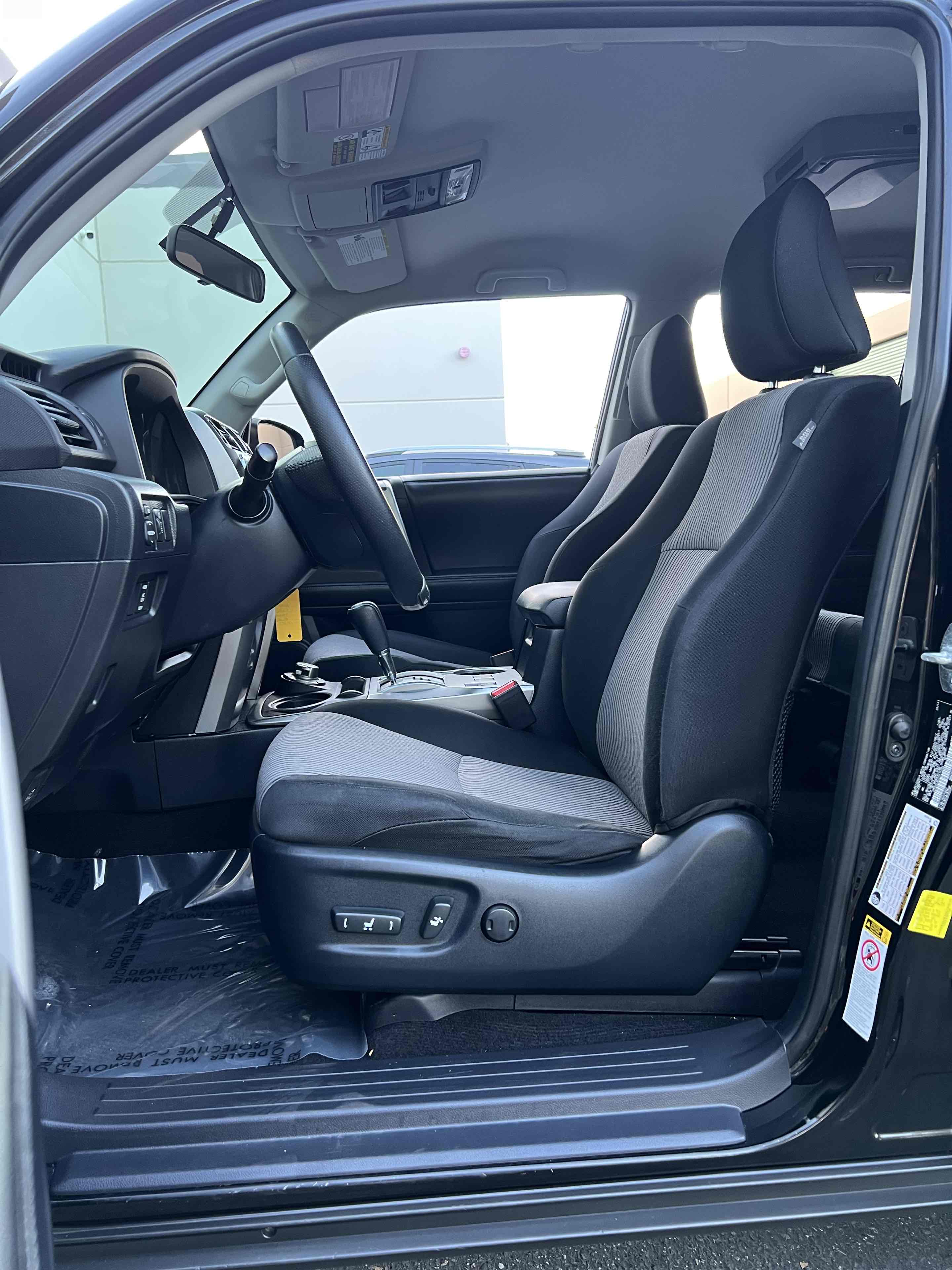 2014 Toyota 4Runner SR5 - Photo 27