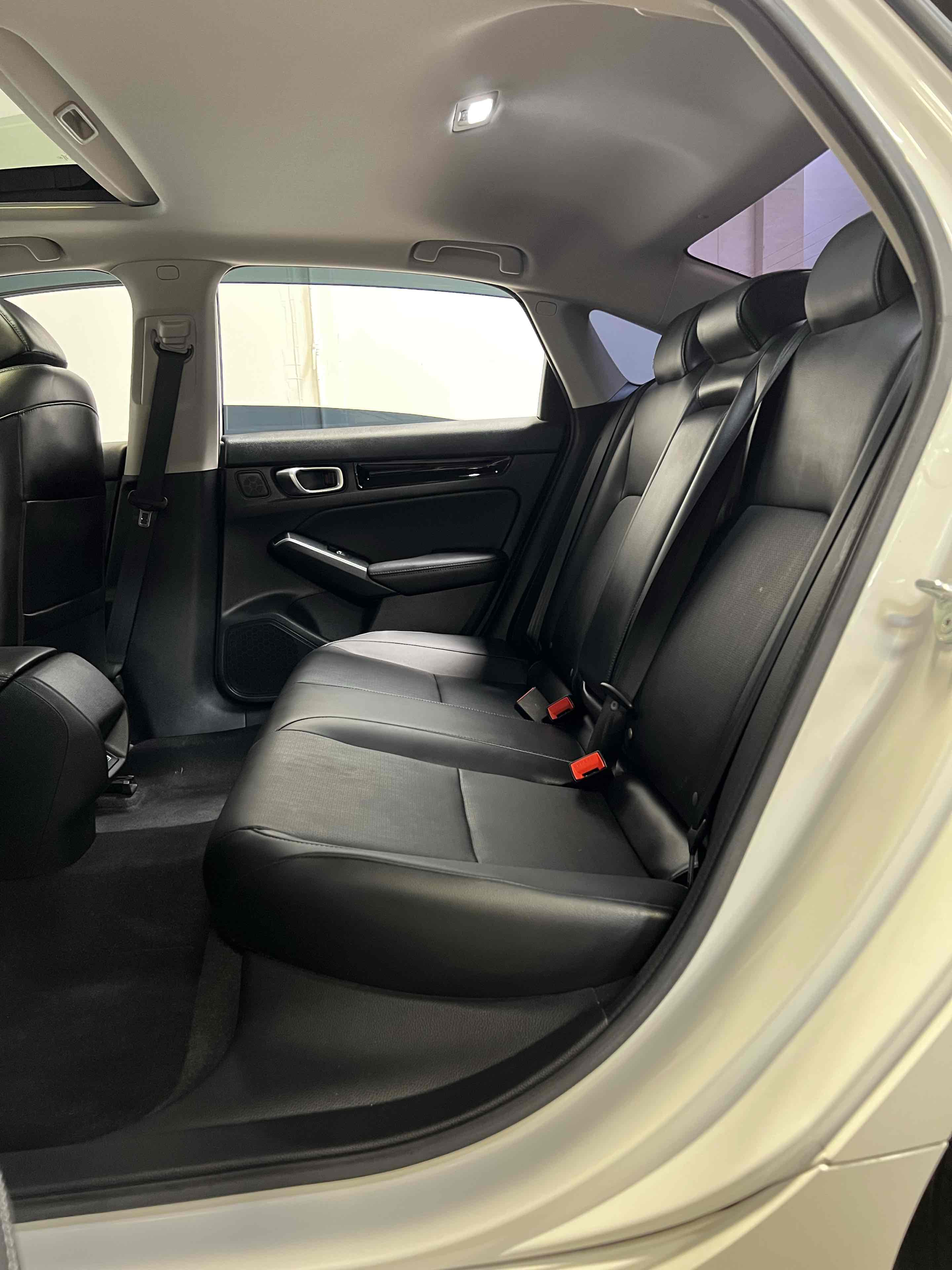 2023 Honda Civic Touring photo 33