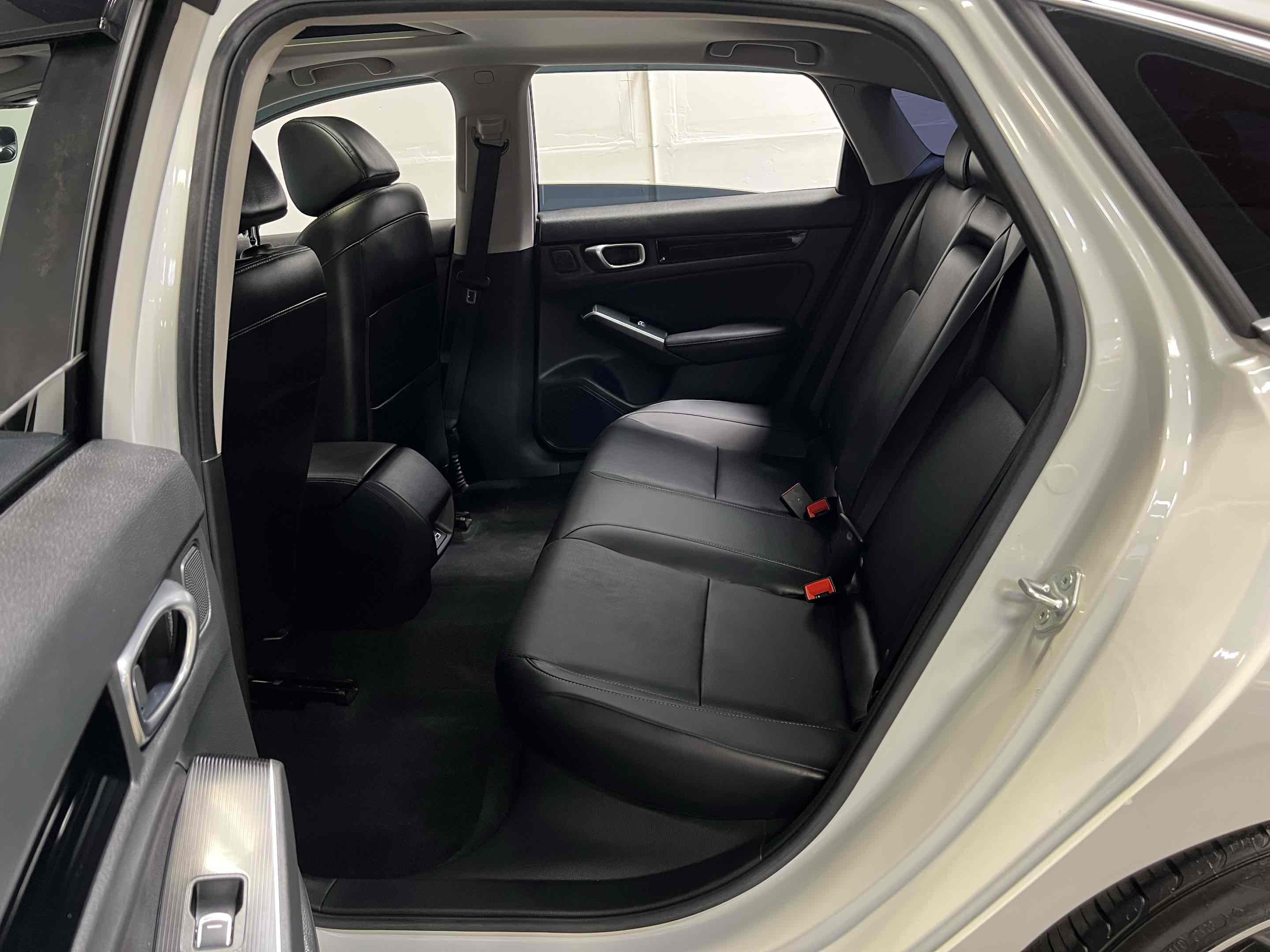 2023 Honda Civic Touring photo 7