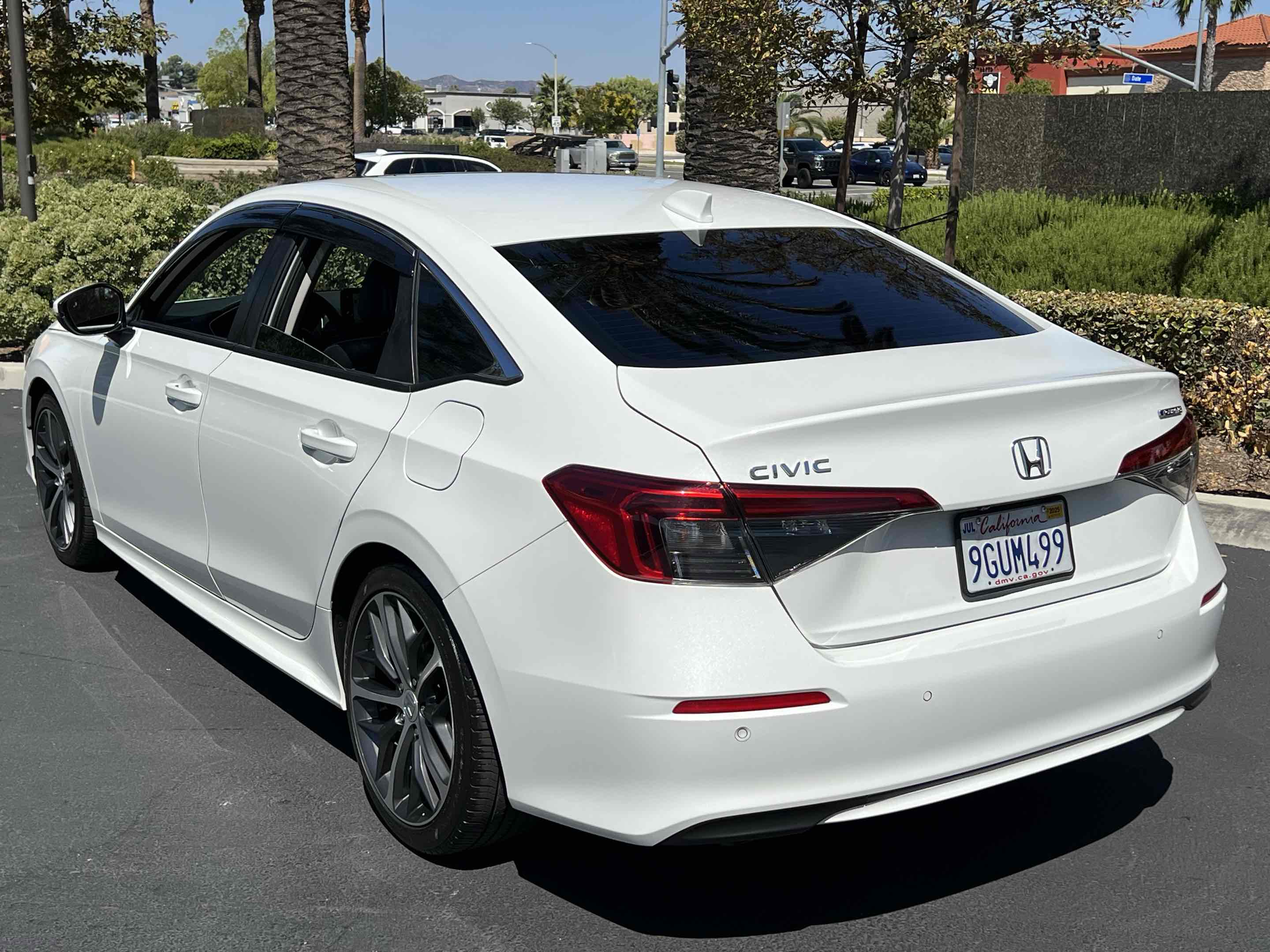 2023 Honda Civic Touring photo 2
