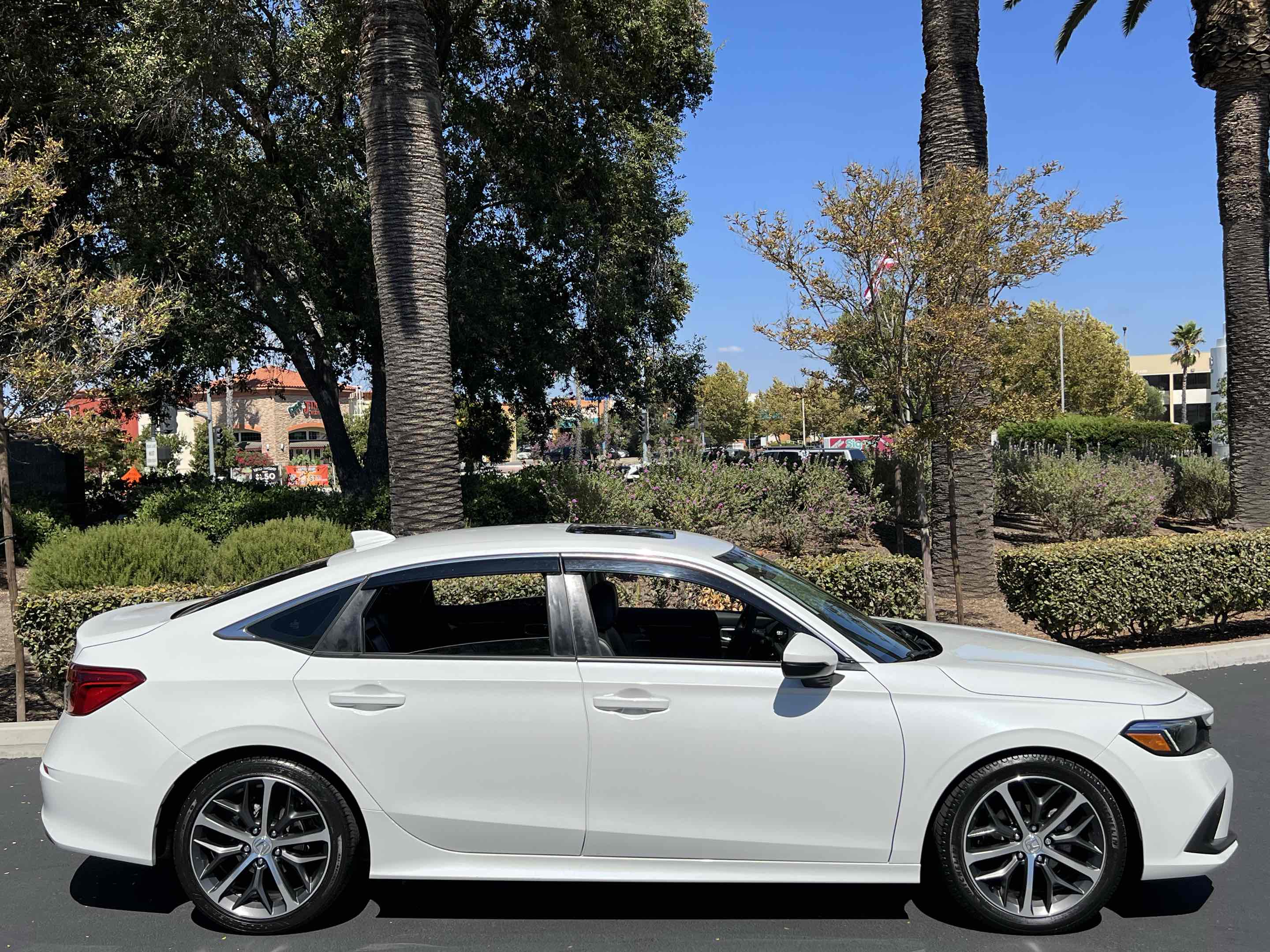 2023 Honda Civic Touring photo 18