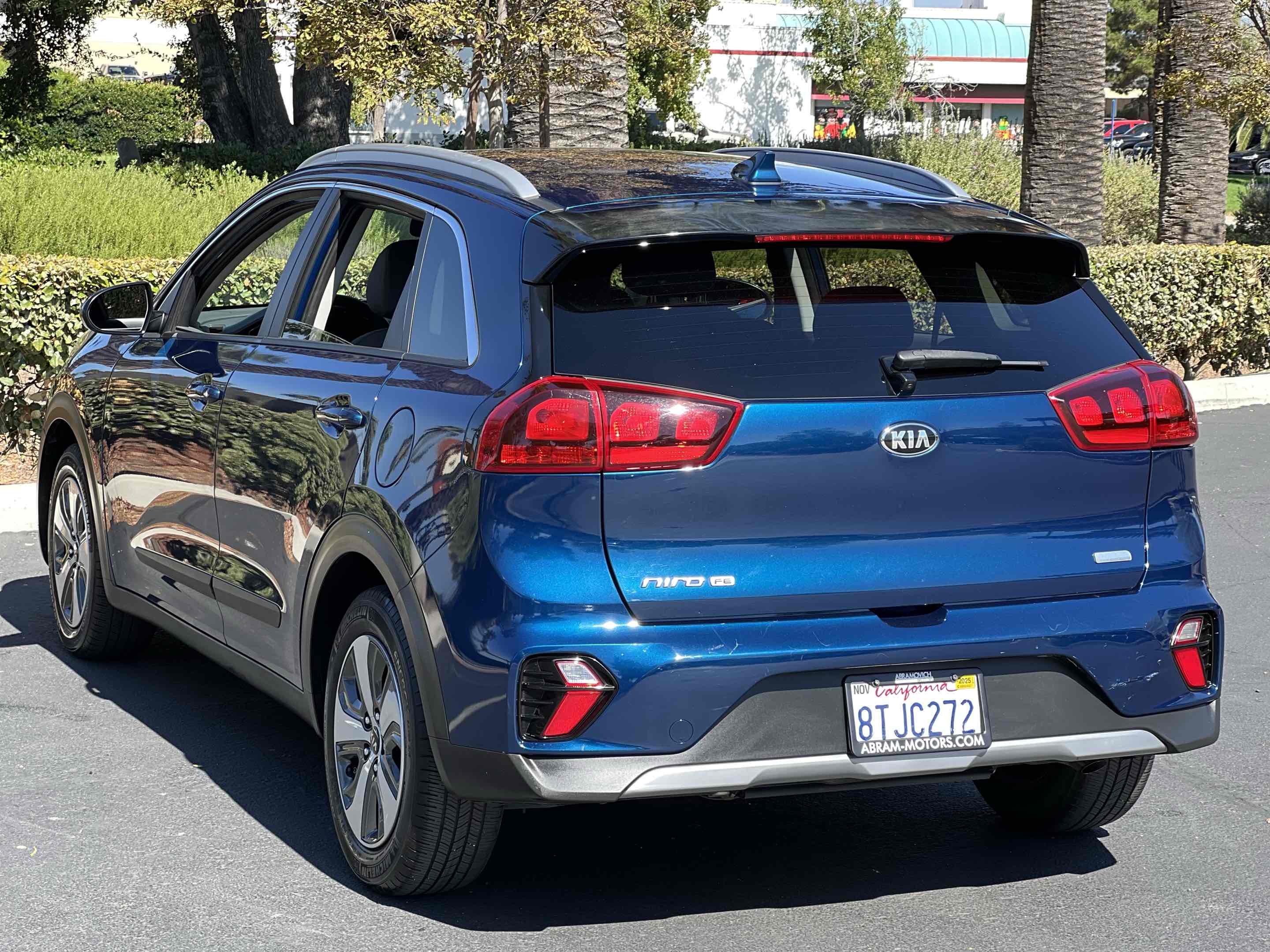 2020 Kia Niro LX photo 17
