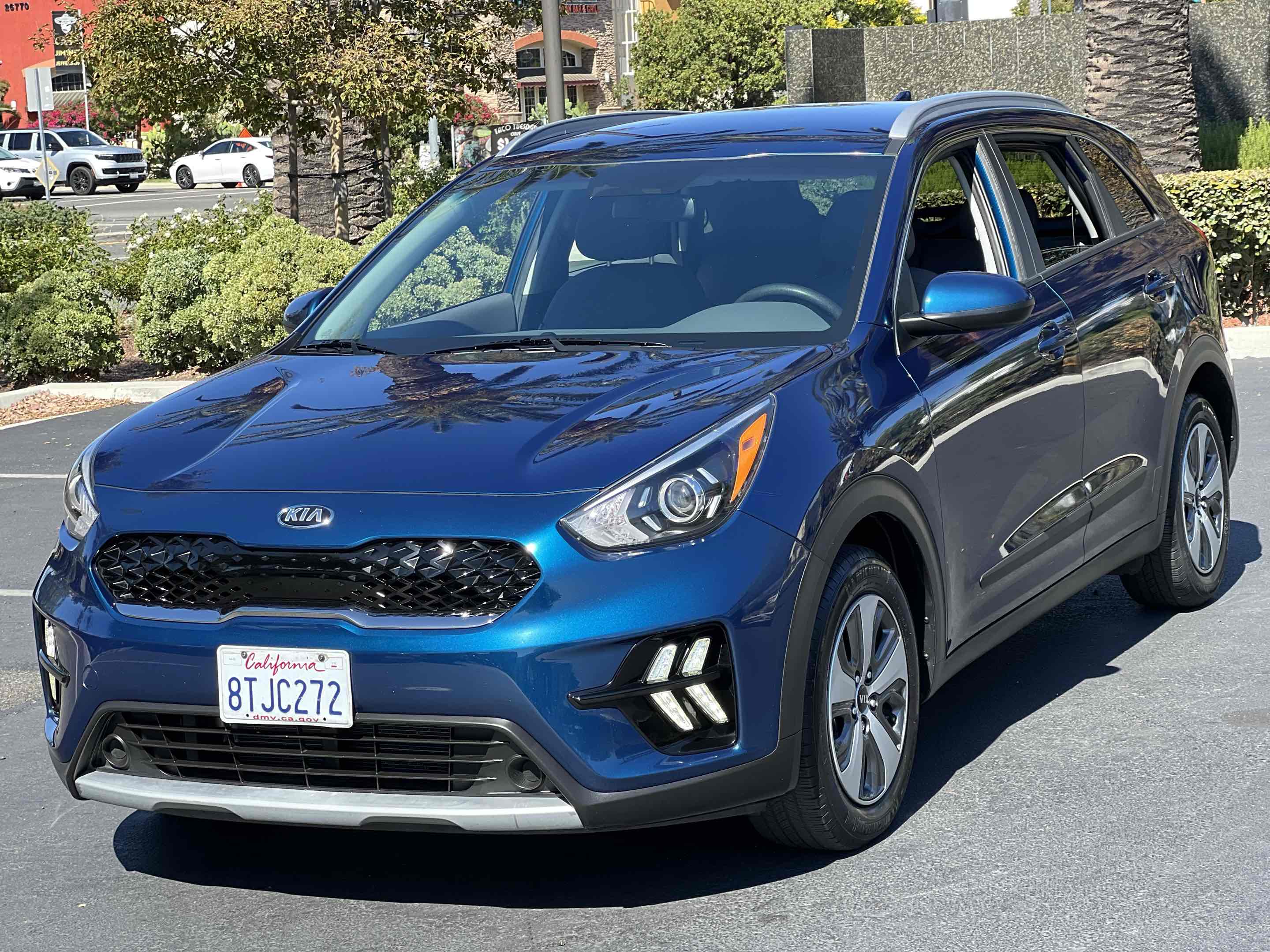2020 Kia Niro LX photo 11