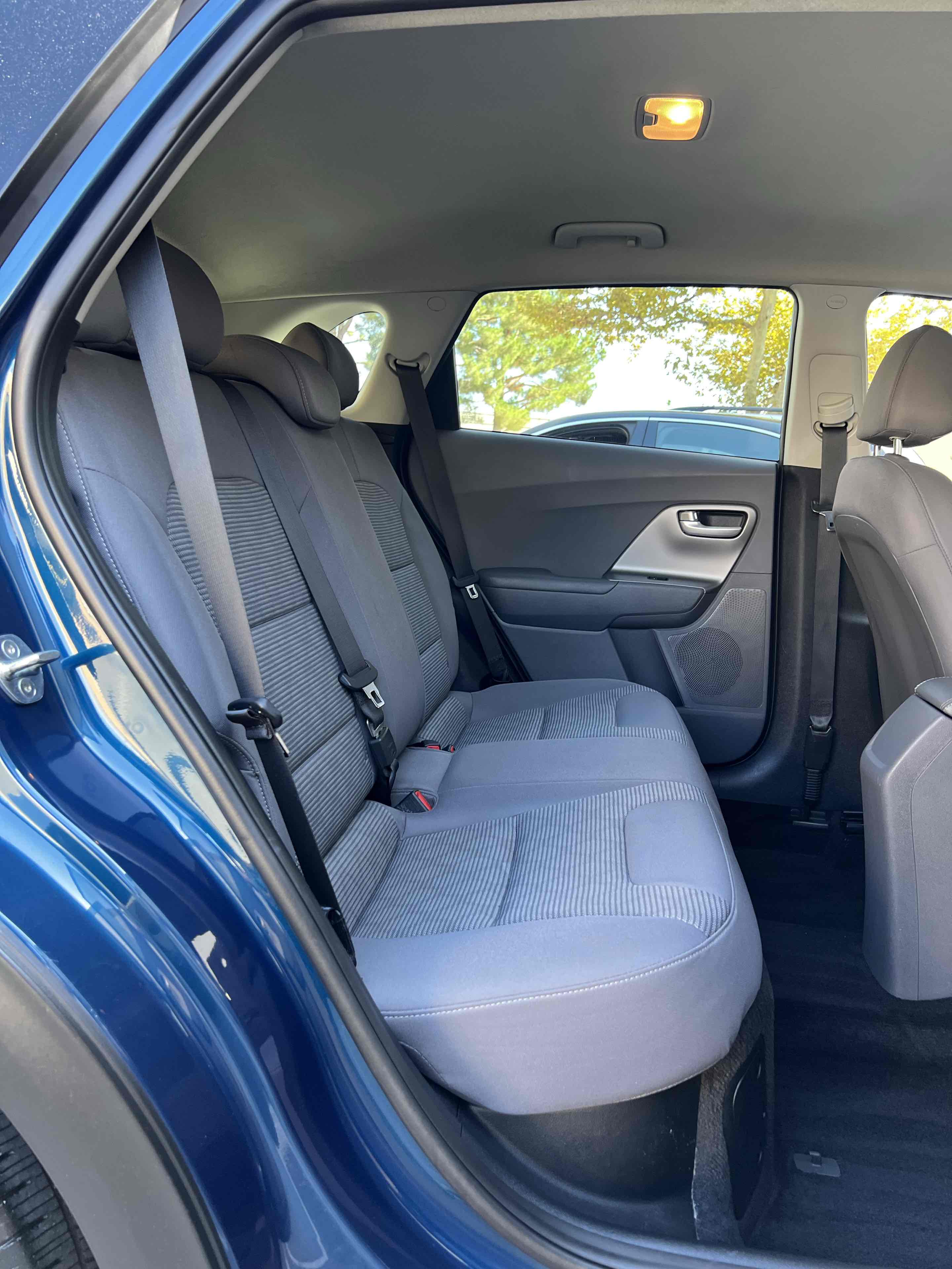 2020 Kia Niro LX photo 42