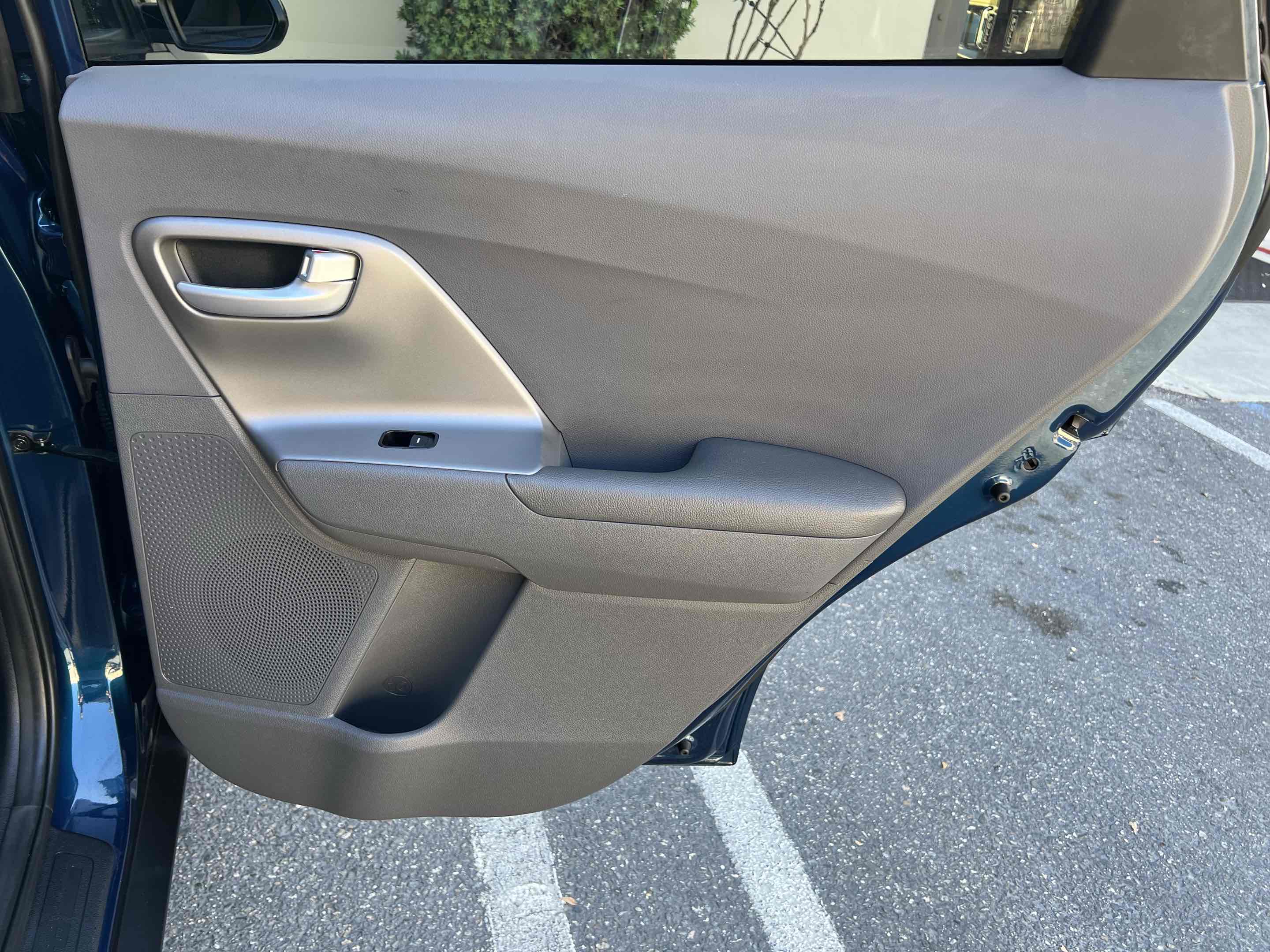 2020 Kia Niro LX photo 66