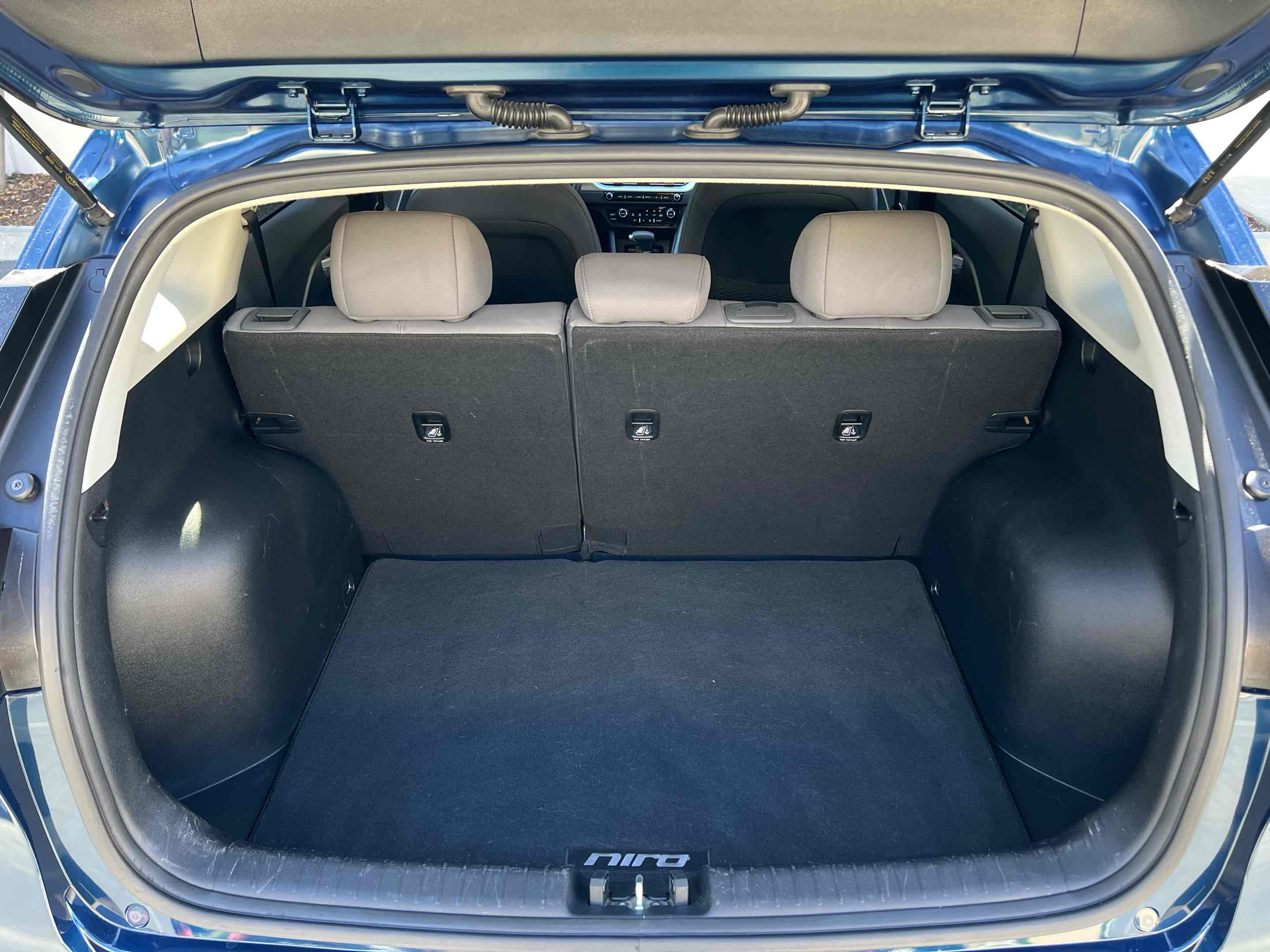 2020 Kia Niro LX photo 59
