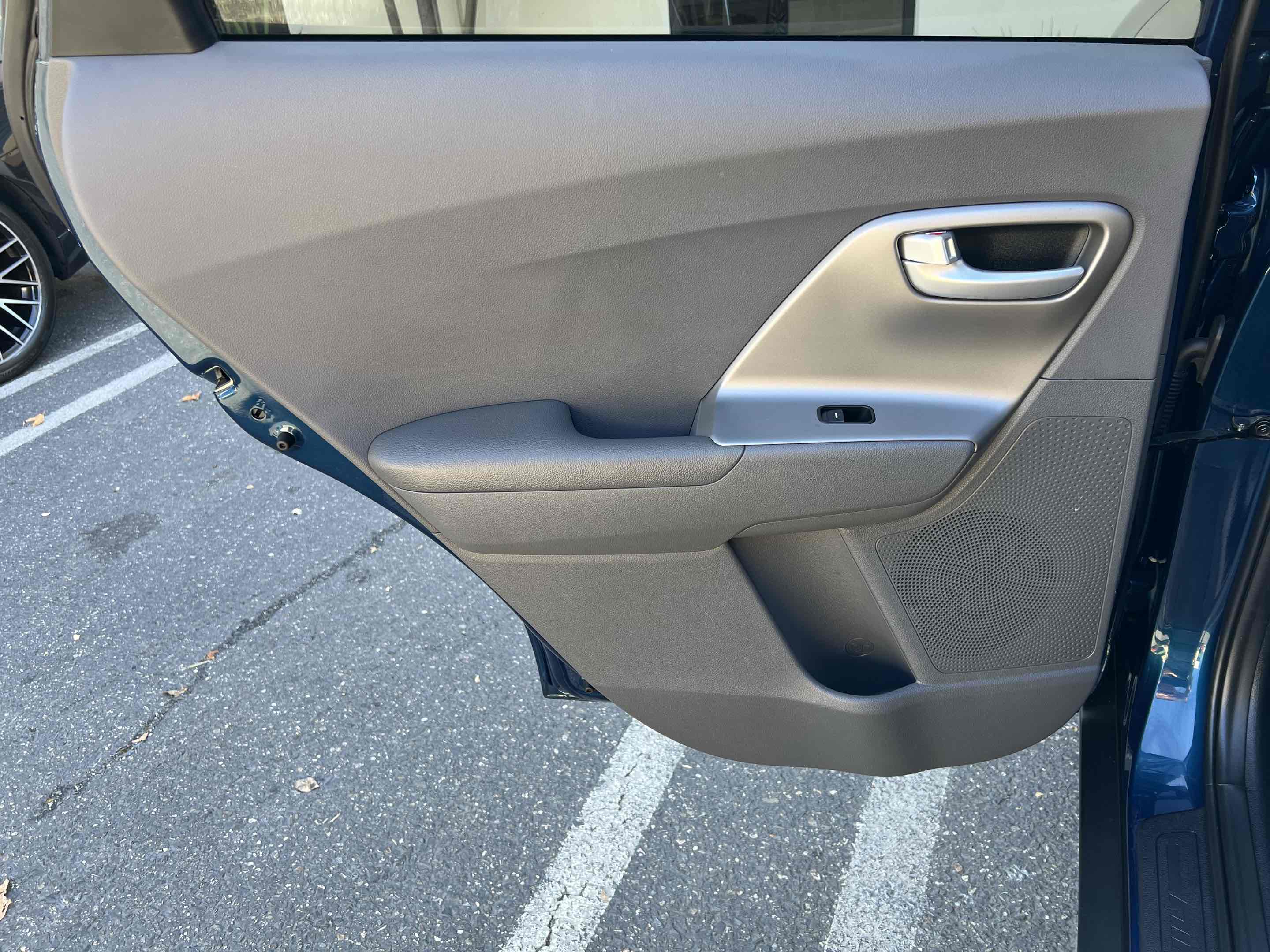 2020 Kia Niro LX photo 65