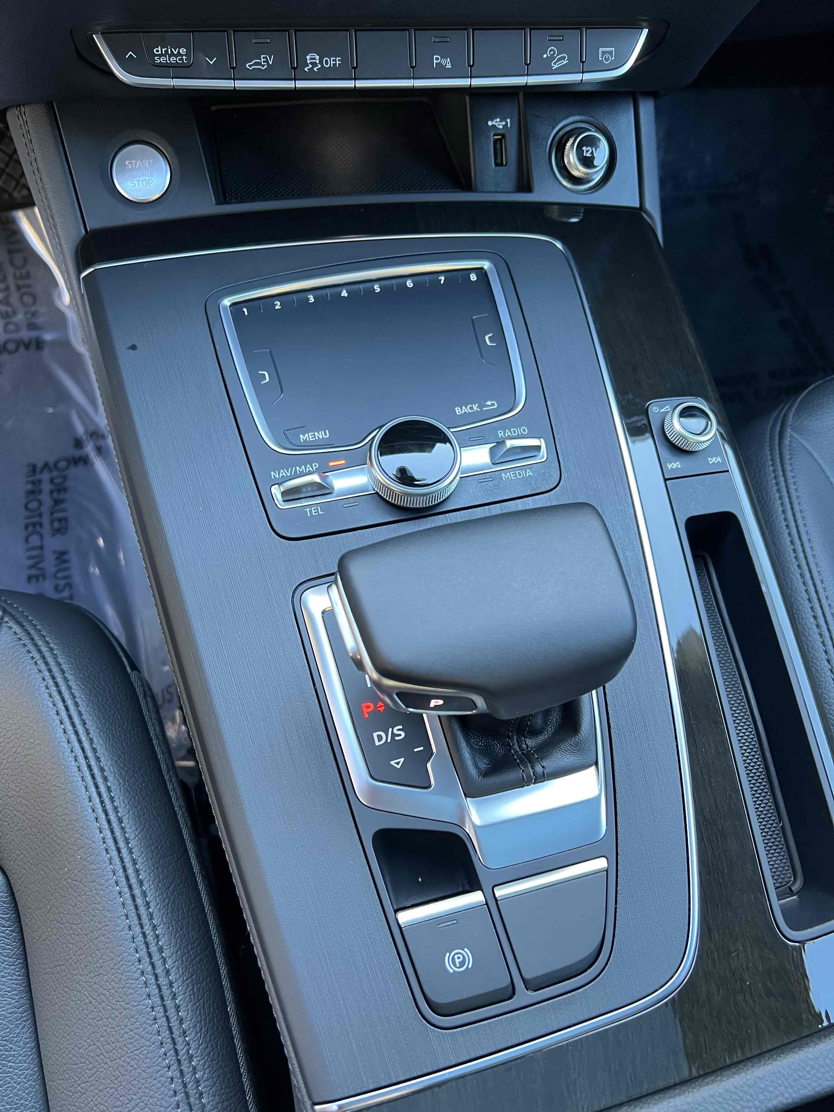 2020 Audi Q5 Premium Plus photo 46