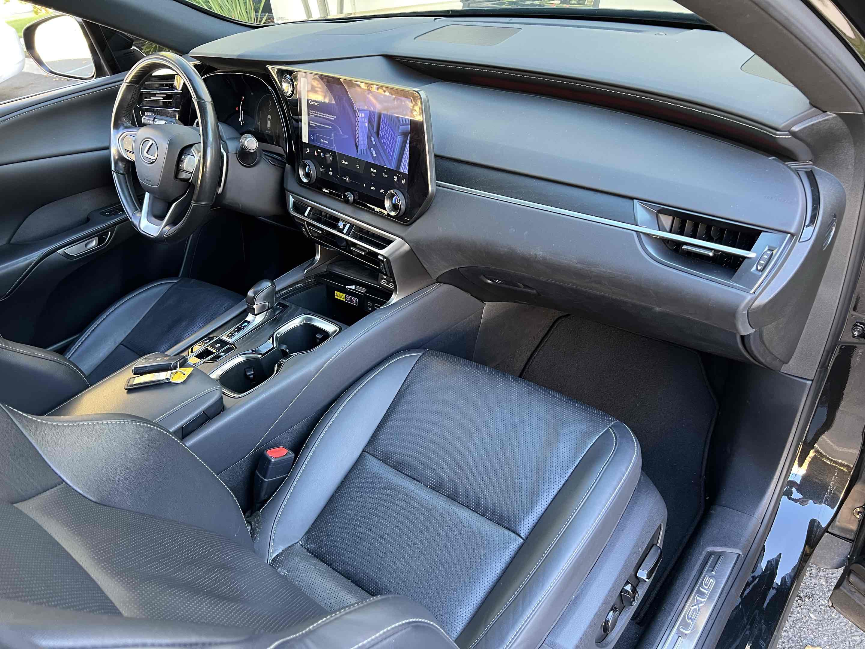 2023 Lexus RX 350h Premium photo 17