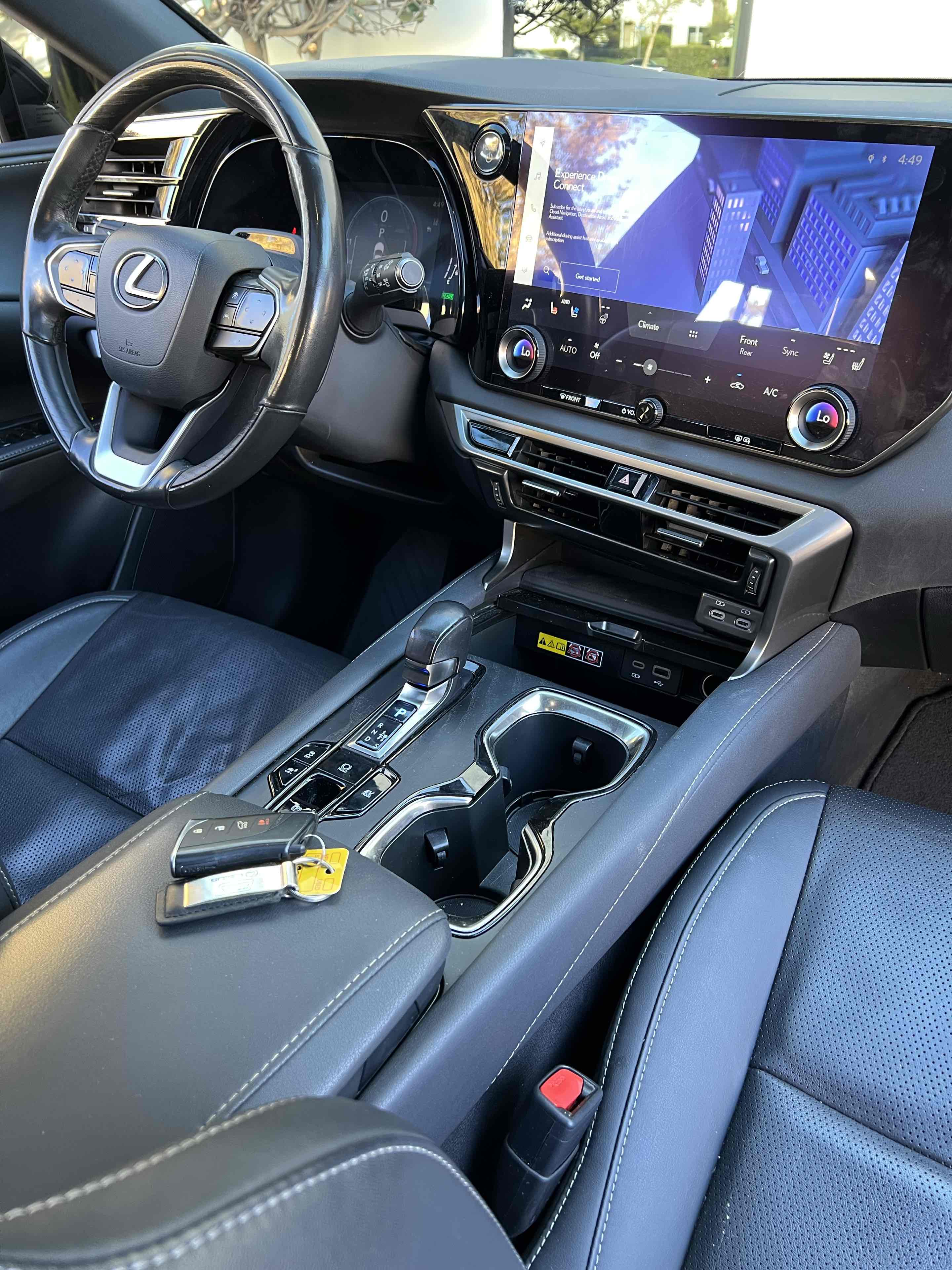2023 Lexus RX 350h Premium photo 24