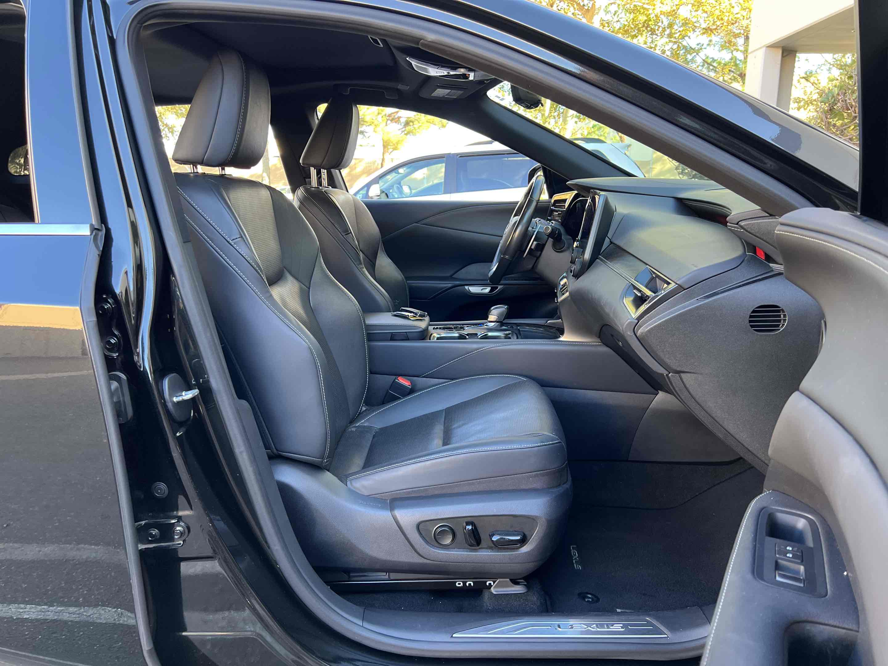 2023 Lexus RX 350h Premium photo 27