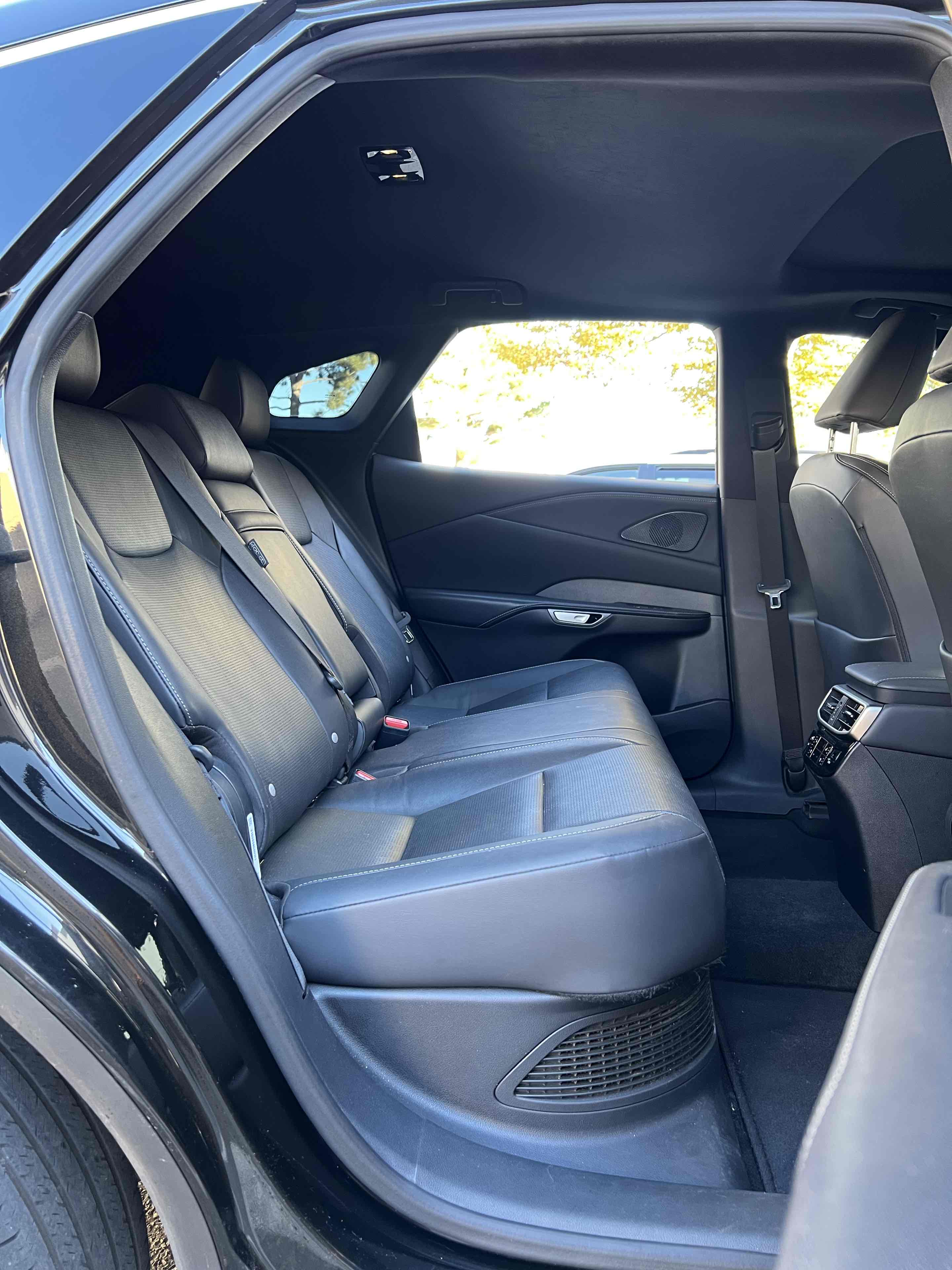 2023 Lexus RX 350h Premium photo 26