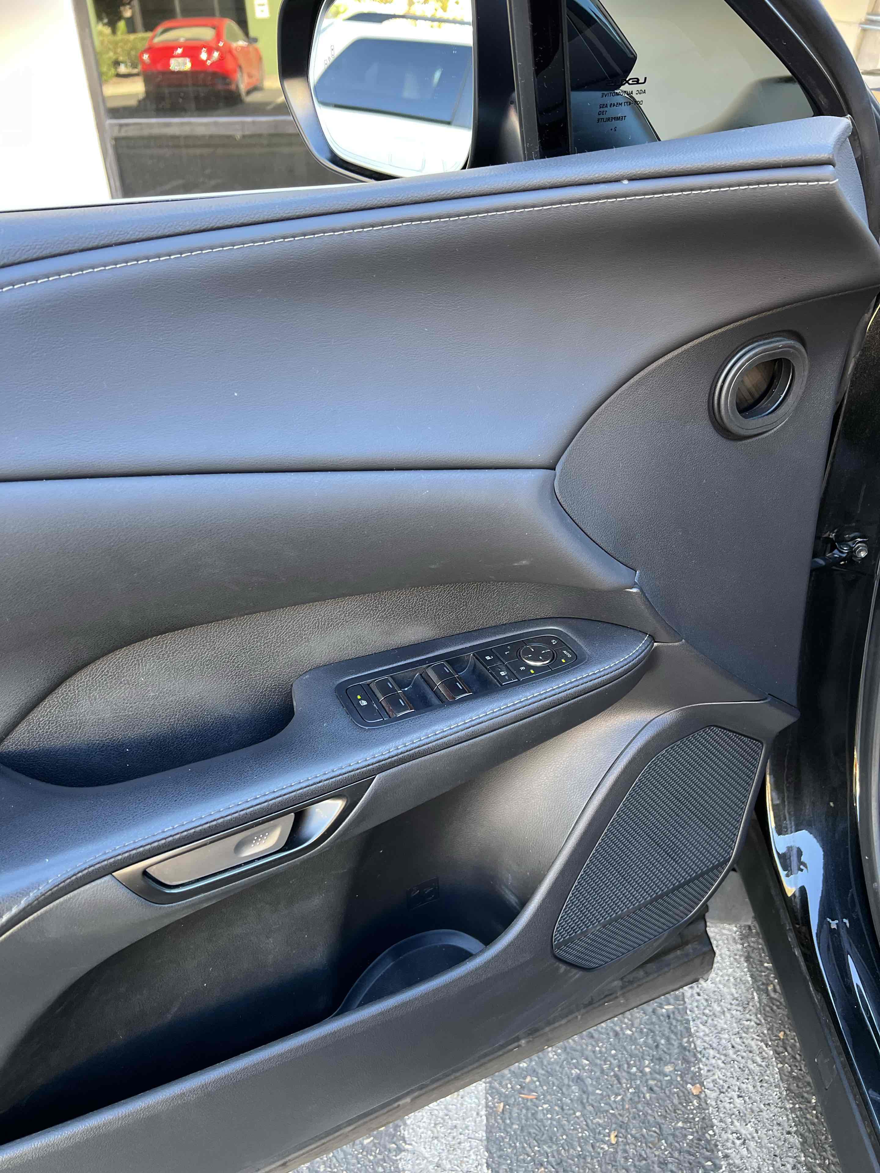 2023 Lexus RX 350h Premium photo 28