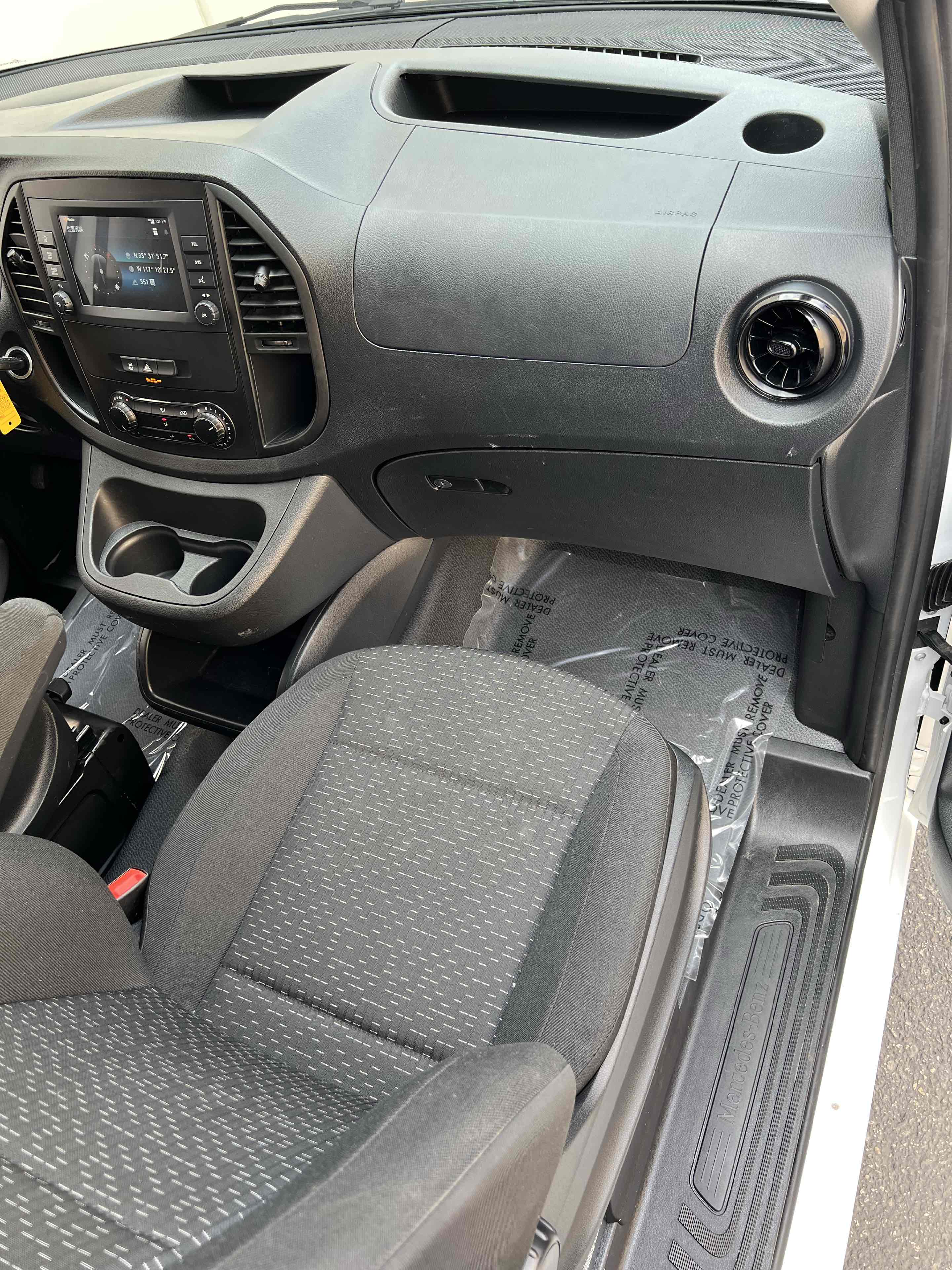 2023 Mercedes Benz Metris Cargo Van photo 30