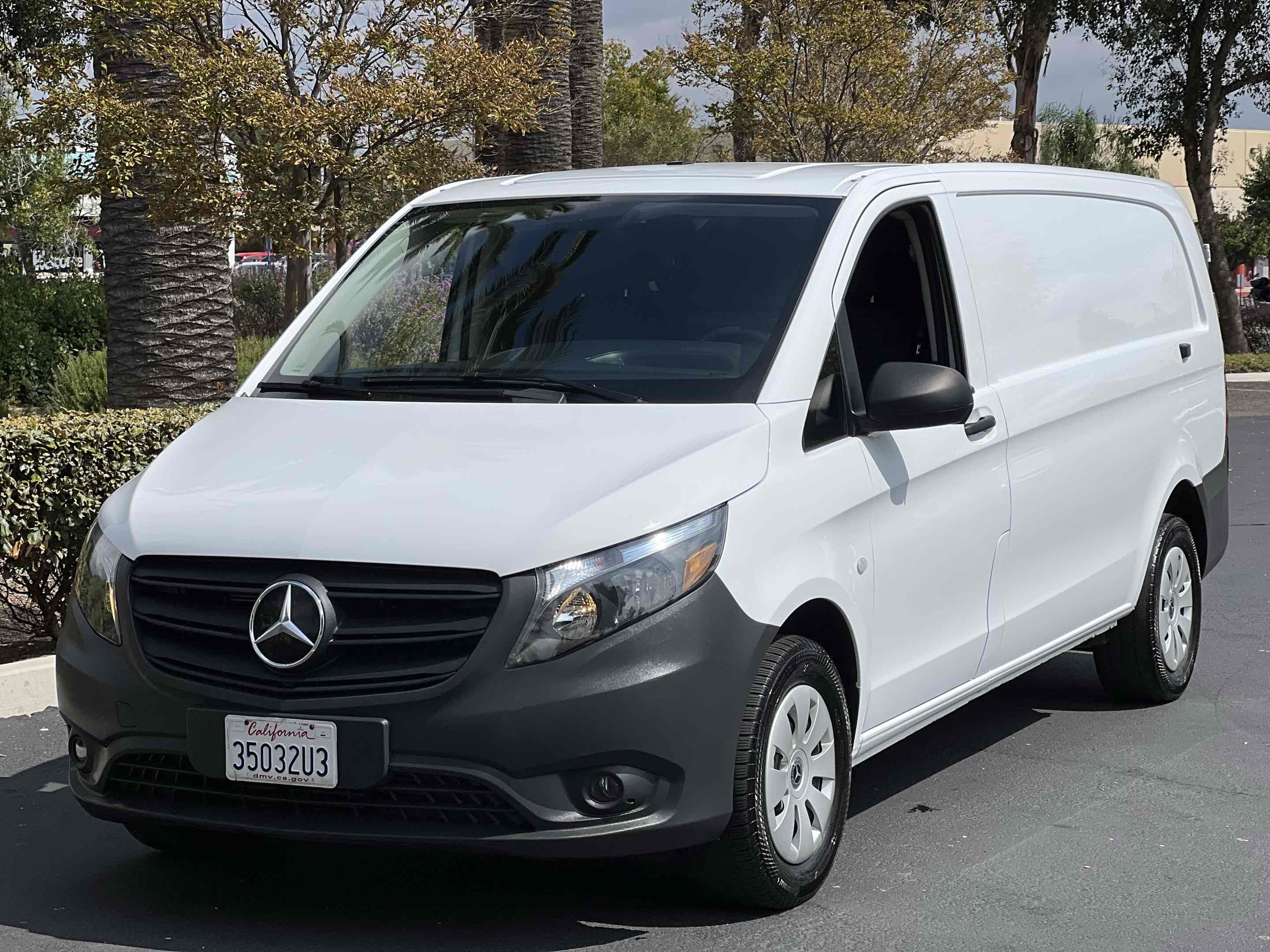 2023 Mercedes Benz Metris Cargo Van photo 13