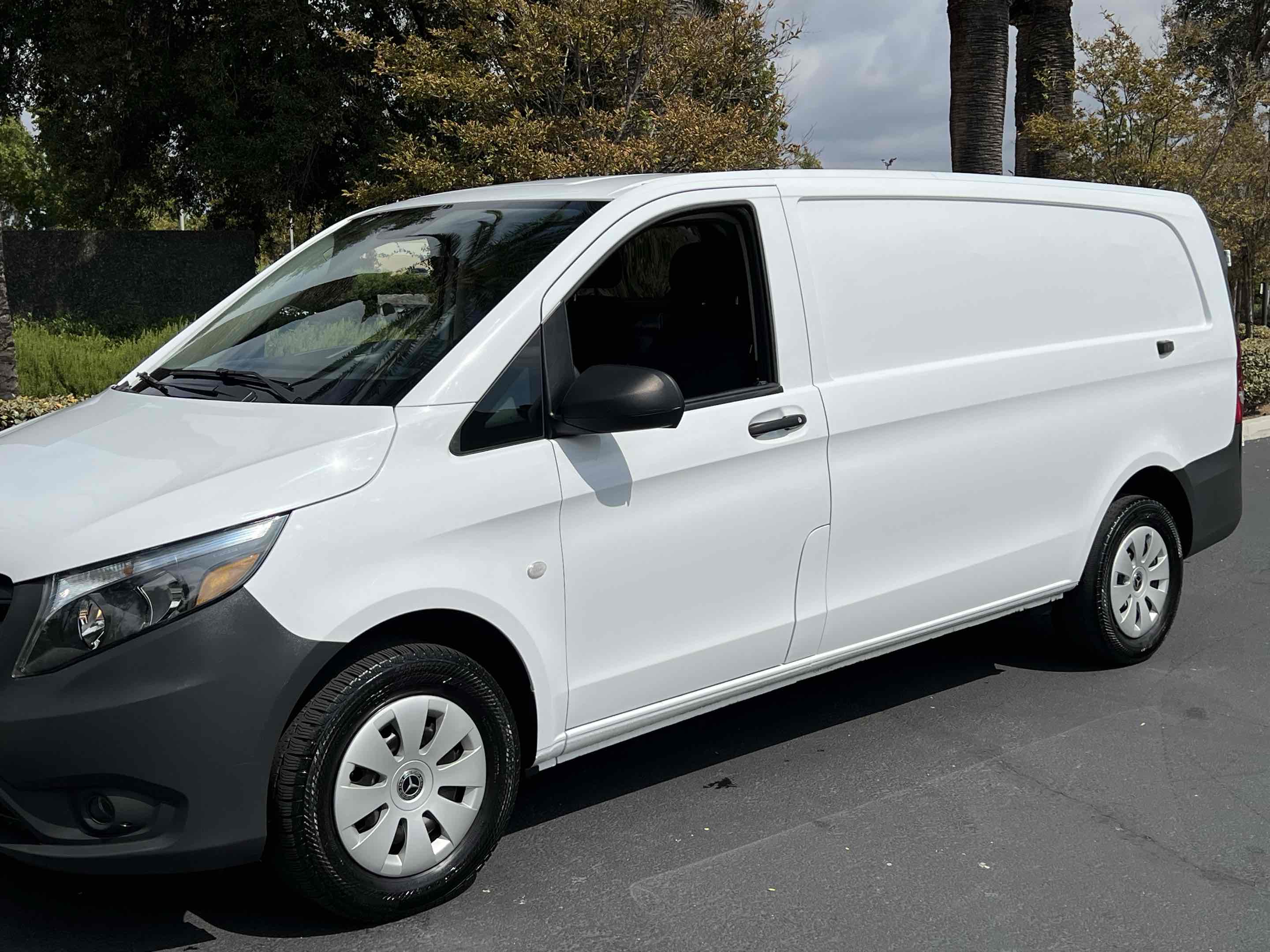 2023 Mercedes Benz Metris Cargo Van photo 47