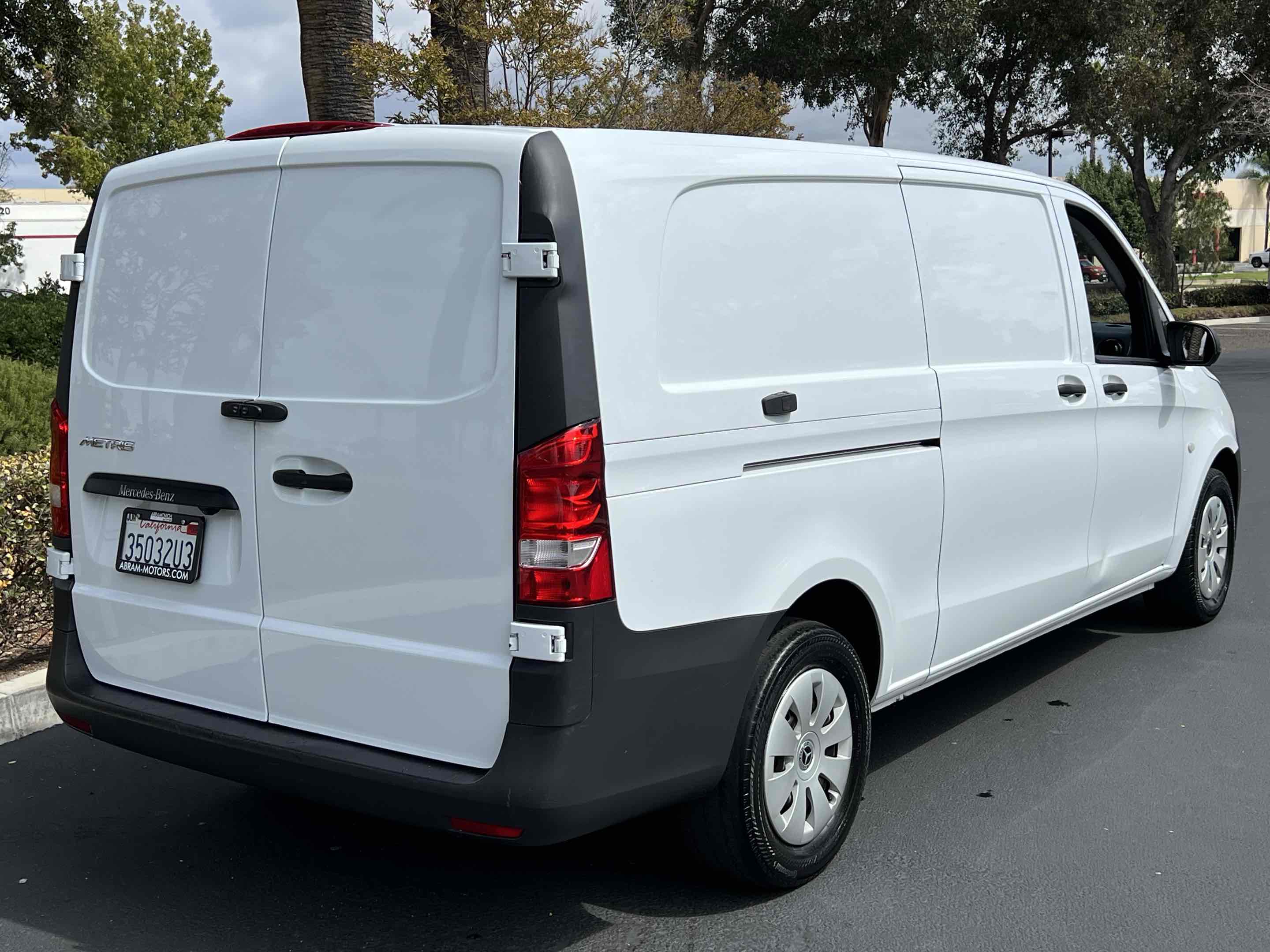 2023 Mercedes Benz Metris Cargo Van photo 14