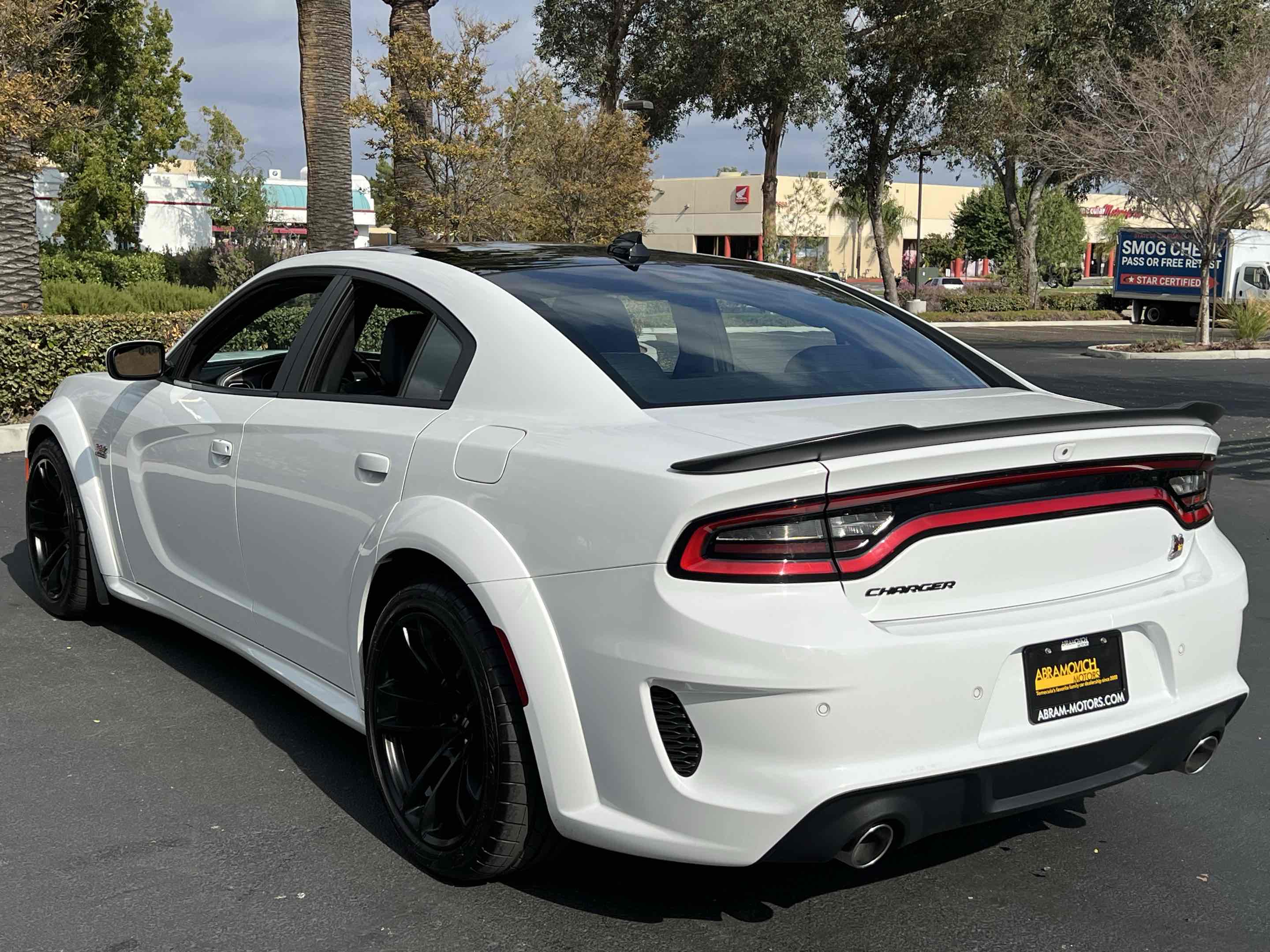 2021 Dodge Charger Scat Pack Widebody photo 3
