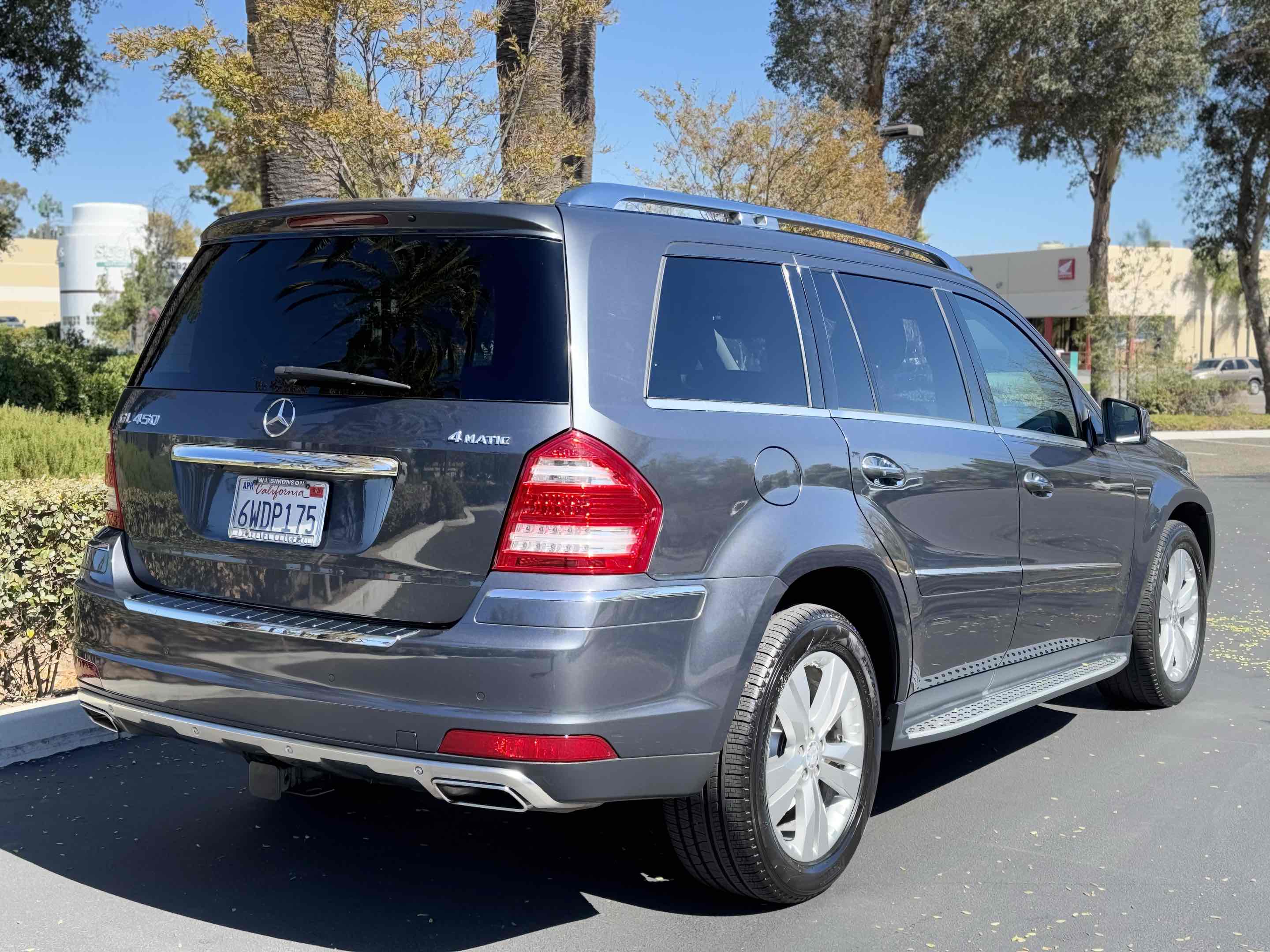 2012 Mercedes Benz GL 450 photo 2