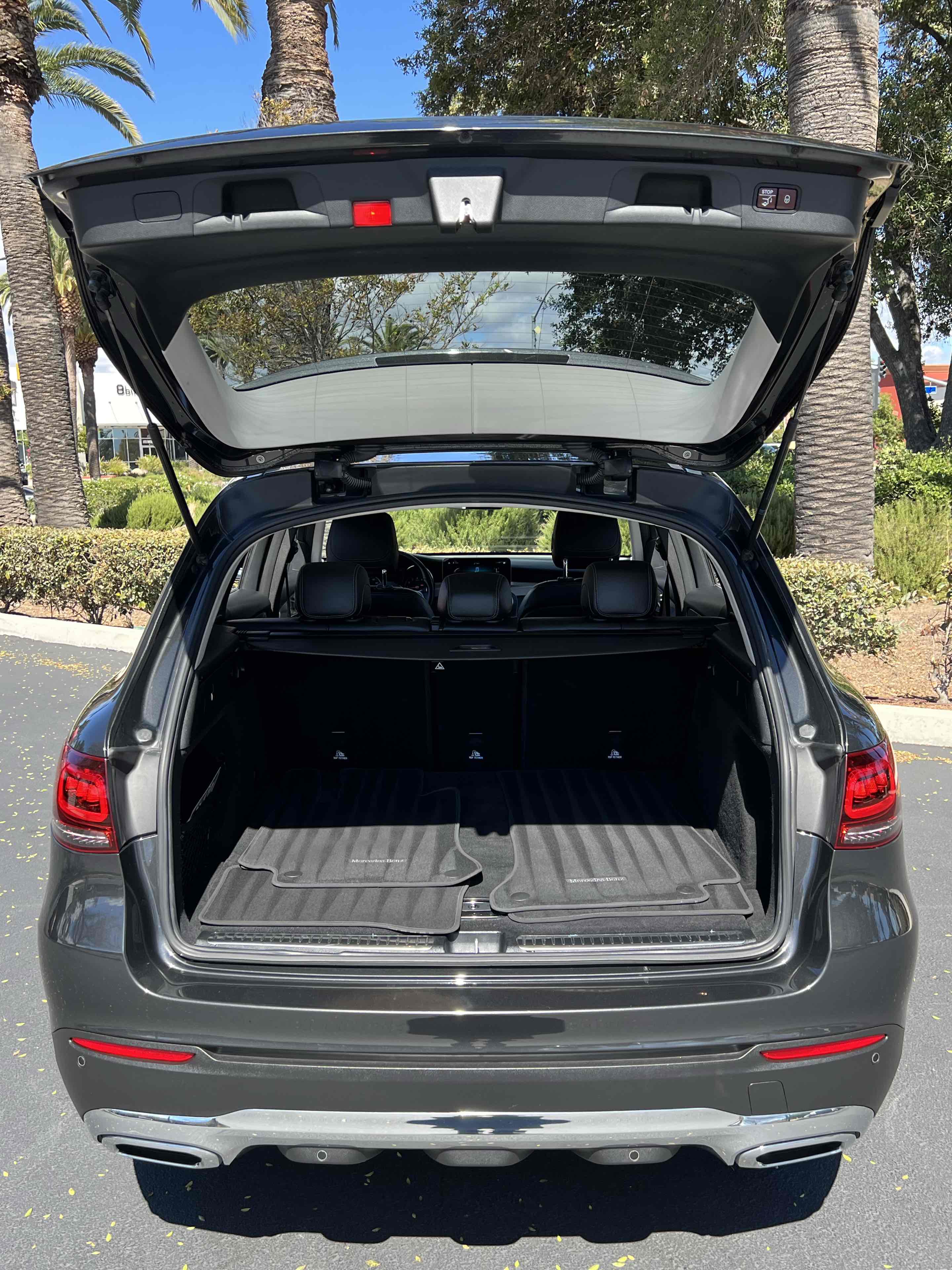 2022 Mercedes-Benz GLC GLC300 - Photo 39
