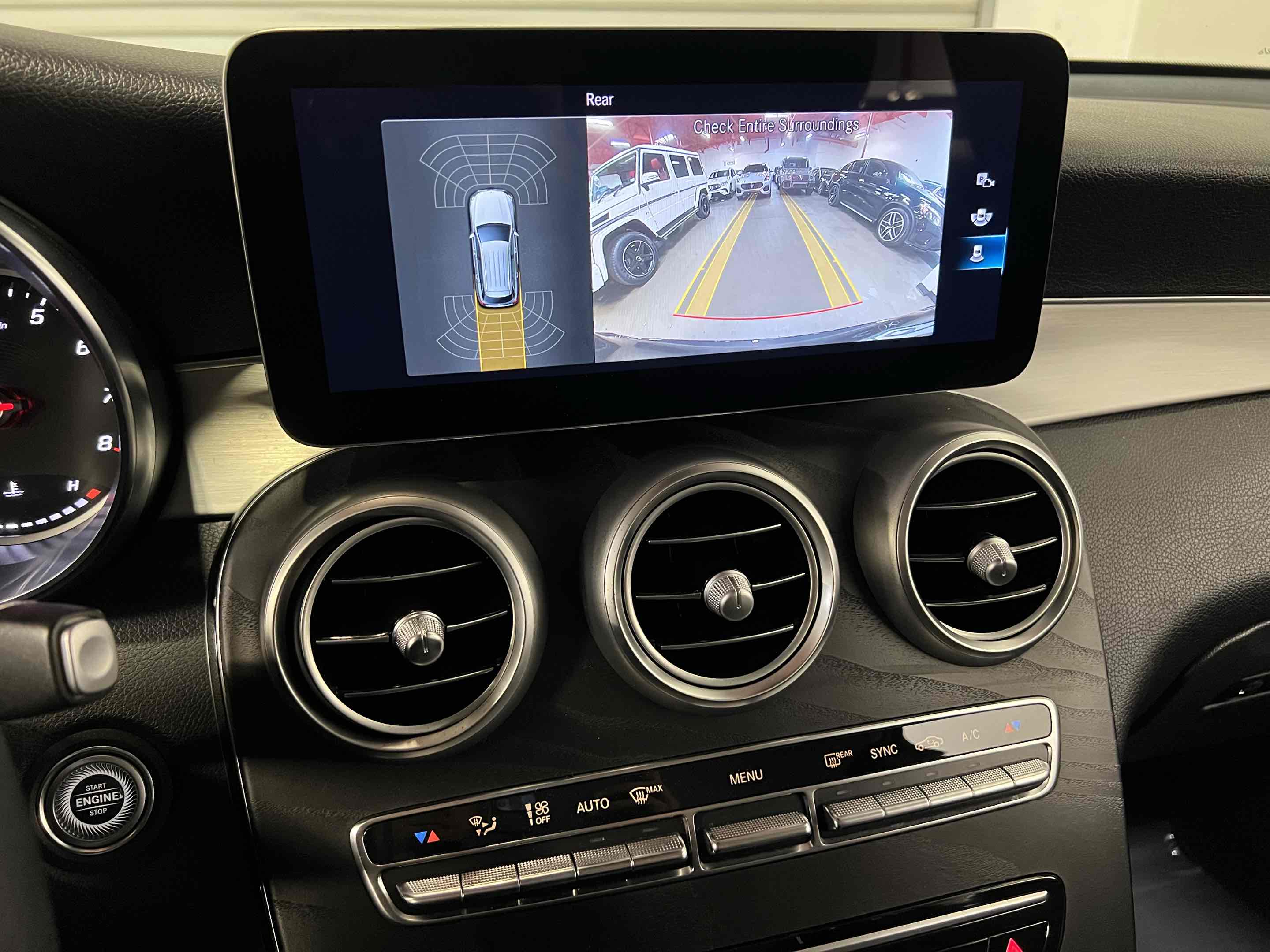 2022 Mercedes-Benz GLC GLC300 - Photo 45