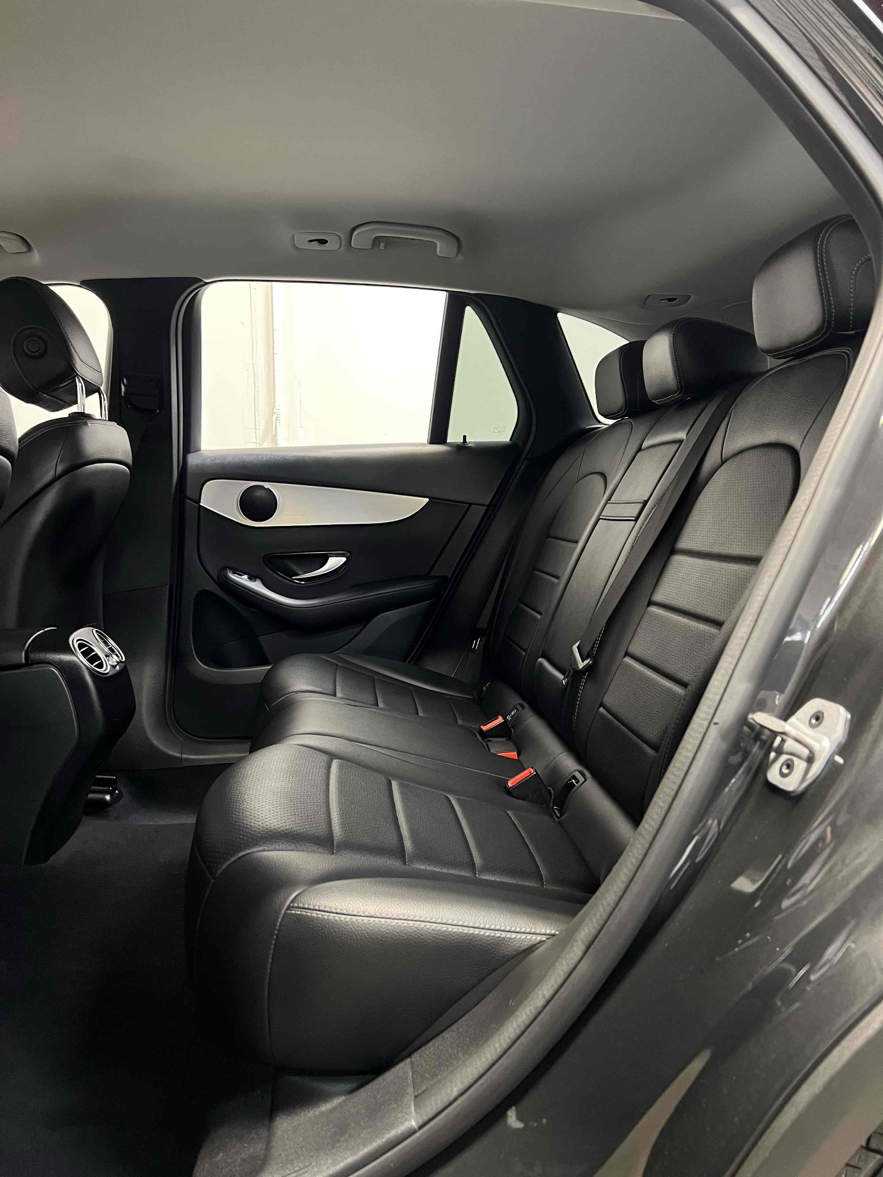 2022 Mercedes-Benz GLC GLC300 - Photo 62