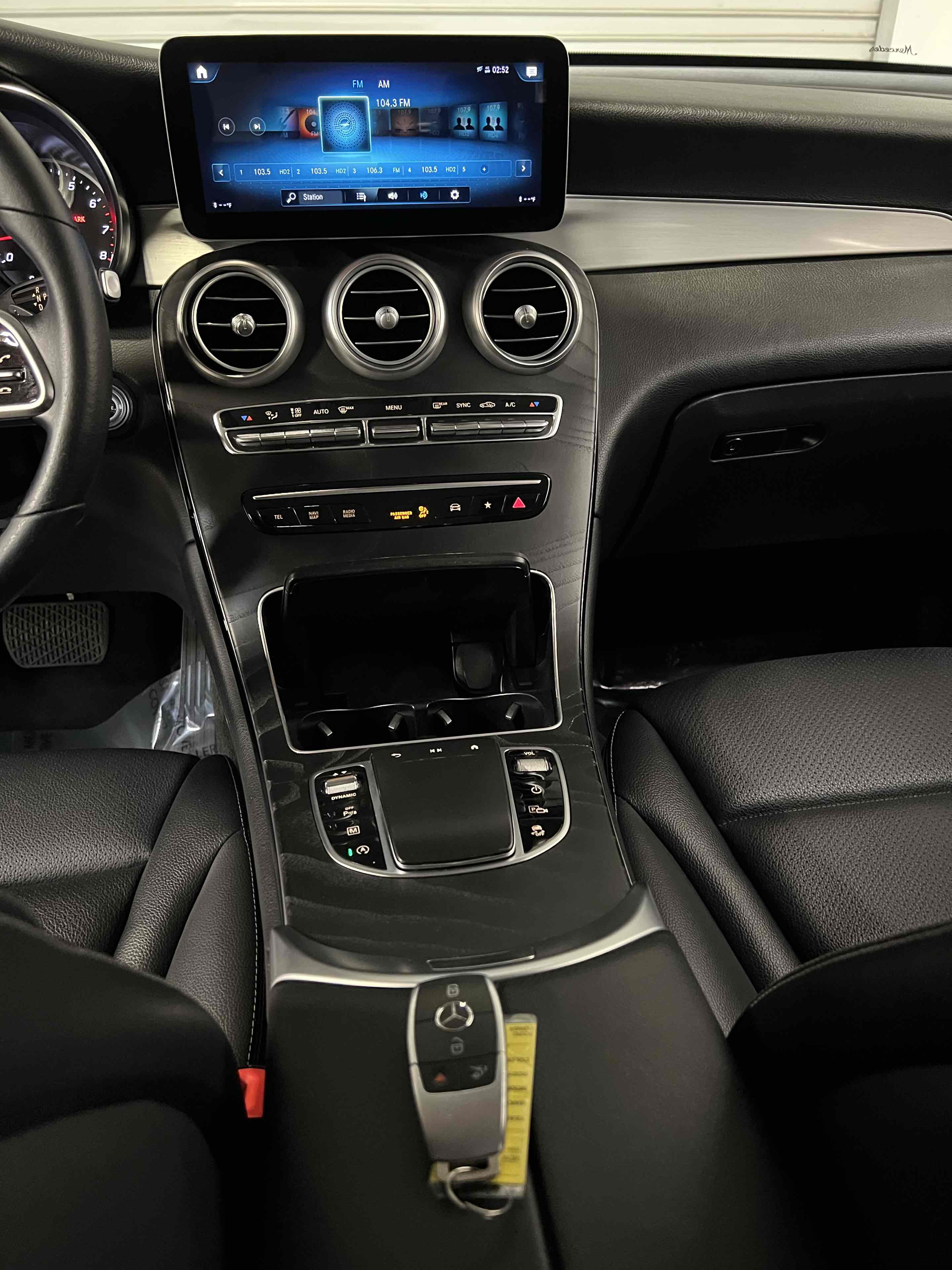 2022 Mercedes-Benz GLC GLC300 - Photo 68