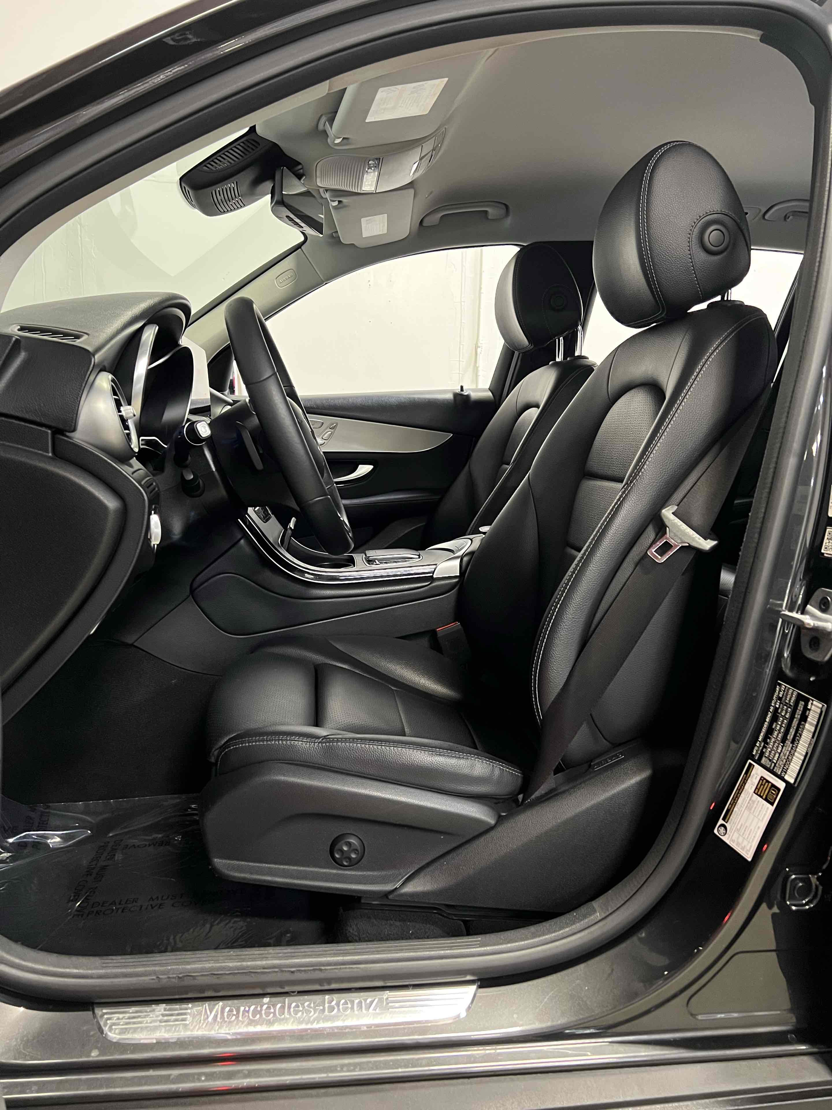 2022 Mercedes-Benz GLC GLC300 - Photo 71