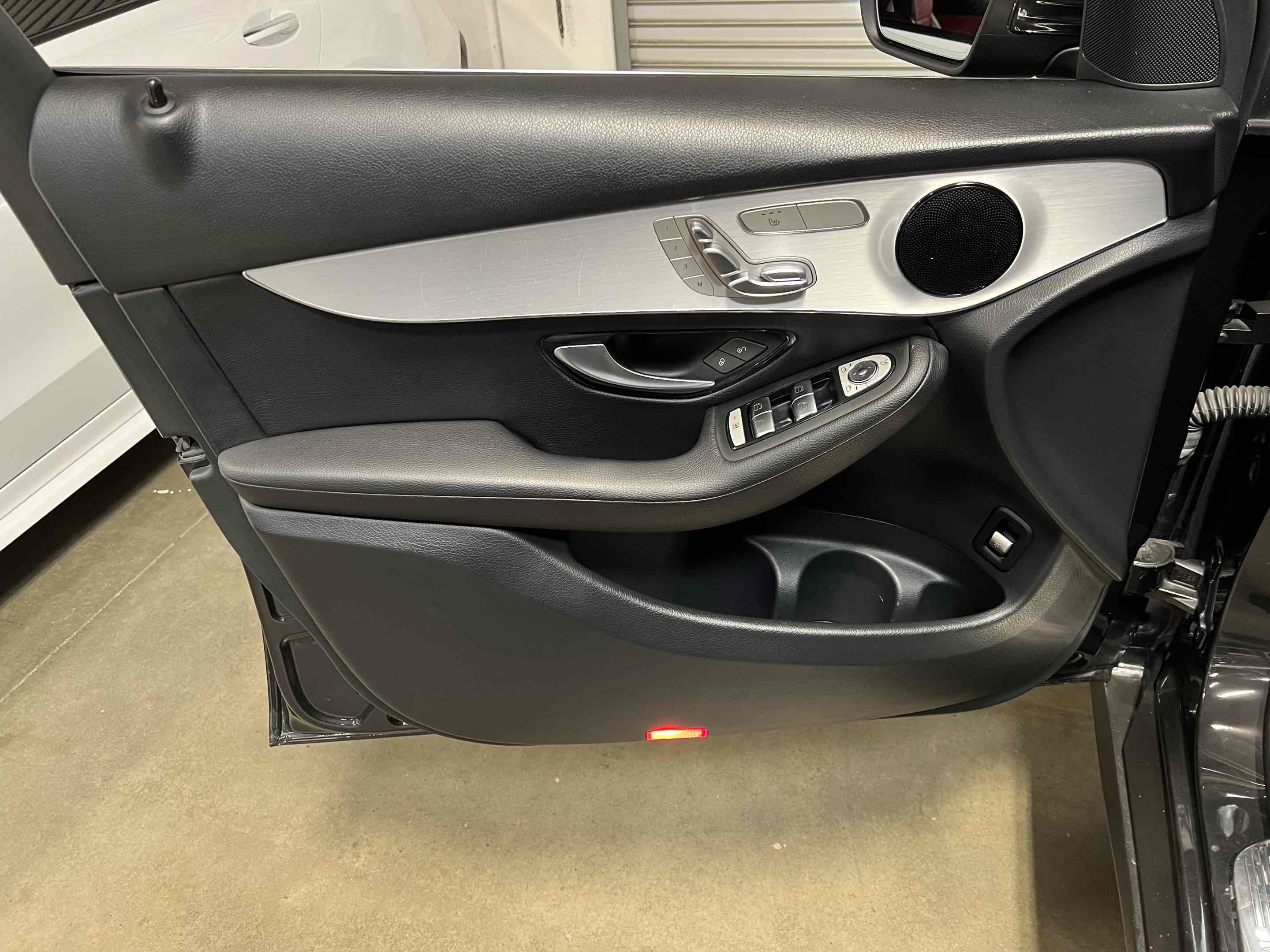 2022 Mercedes-Benz GLC GLC300 - Photo 74