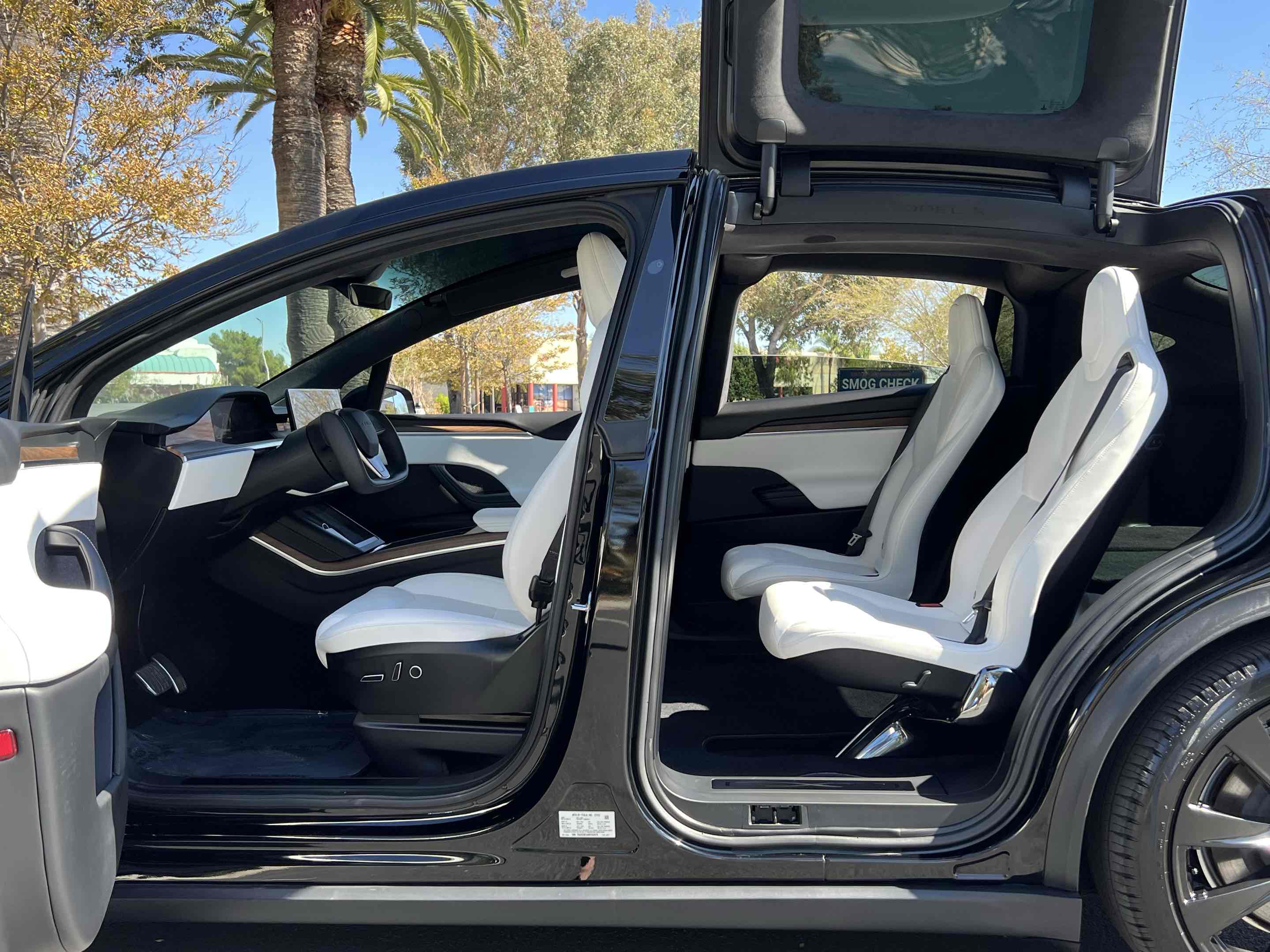 2022 Tesla Model X photo 4
